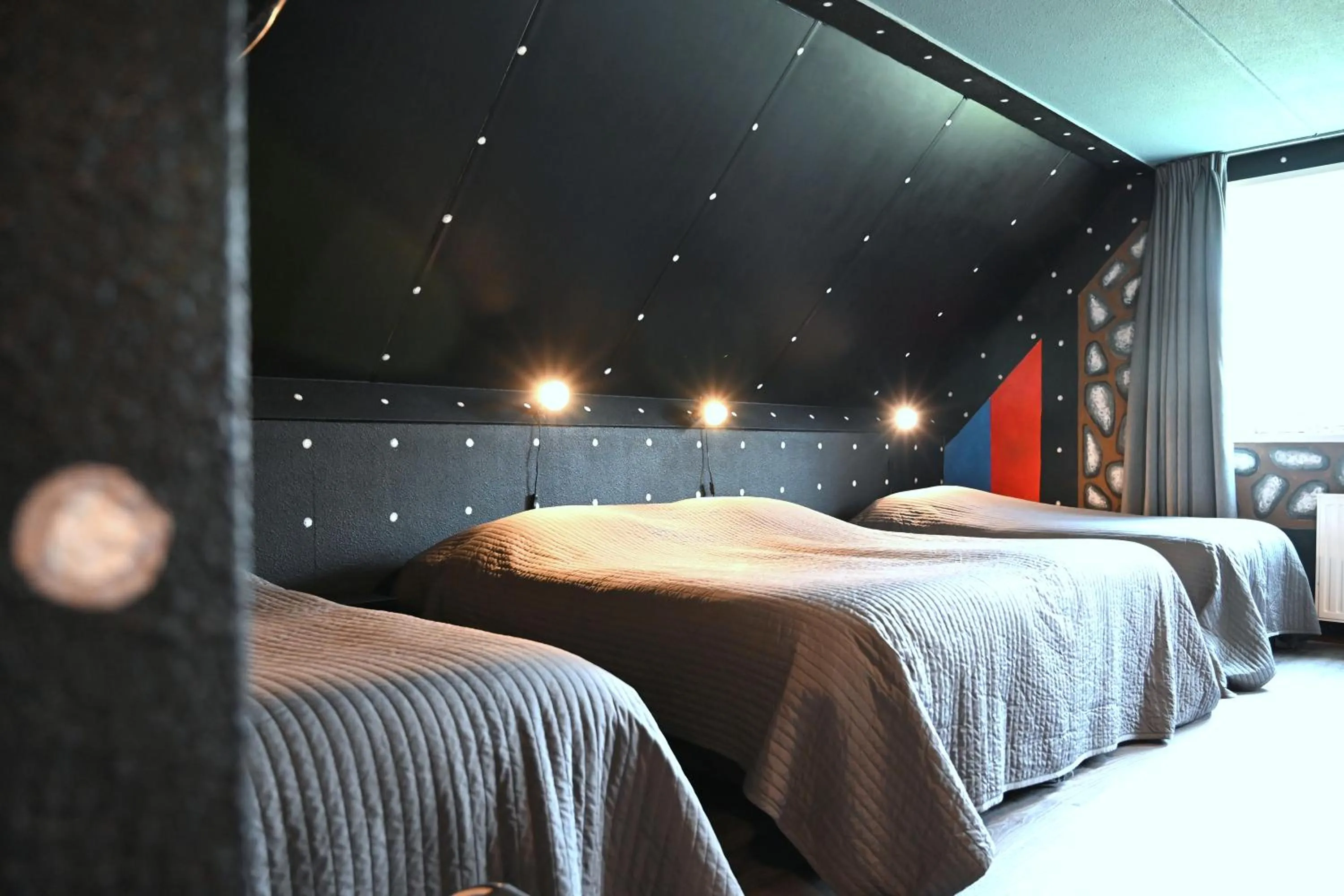 Bed in Drouwenerzand Hotel