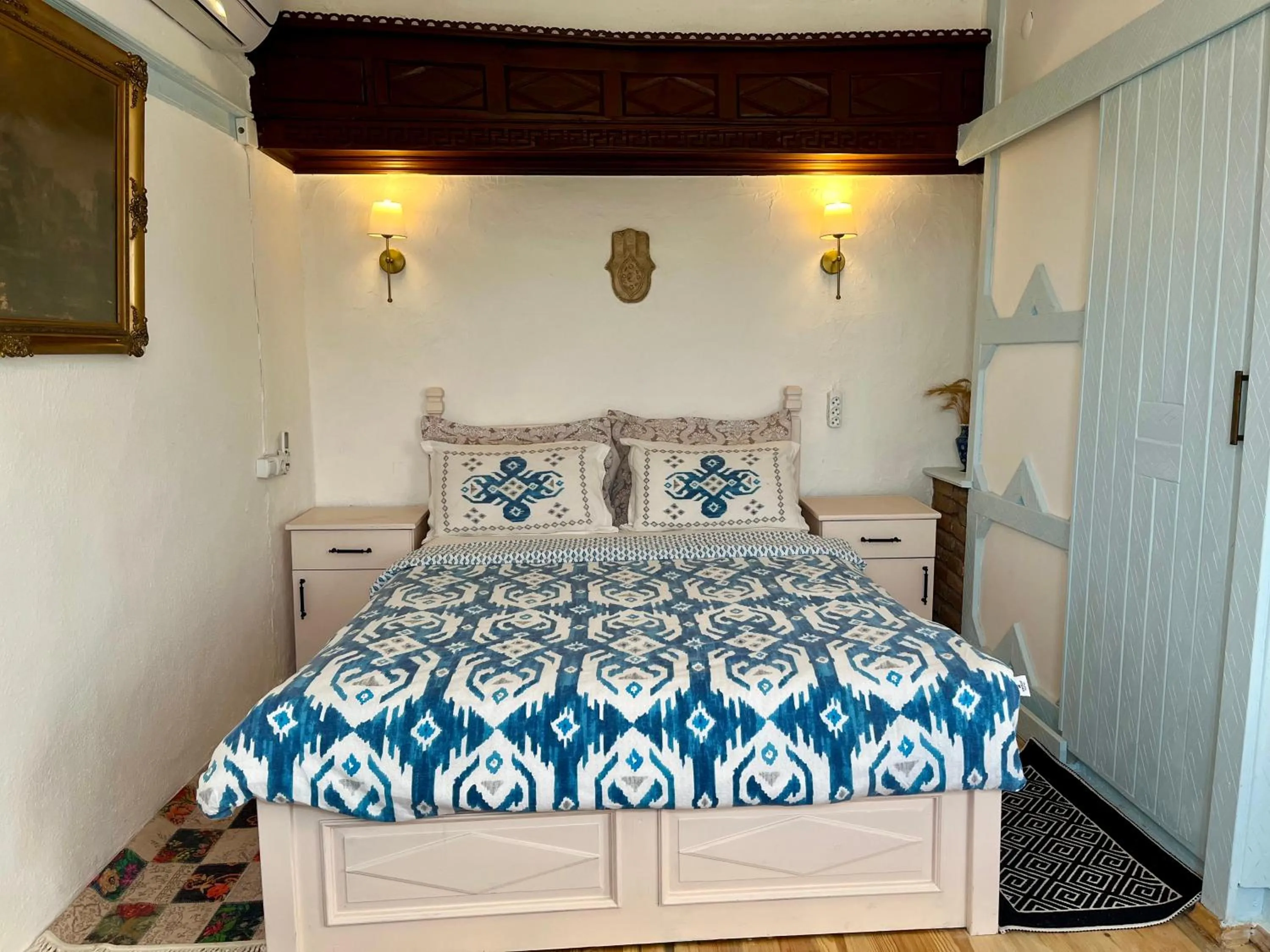 Bed in Mystic Konak