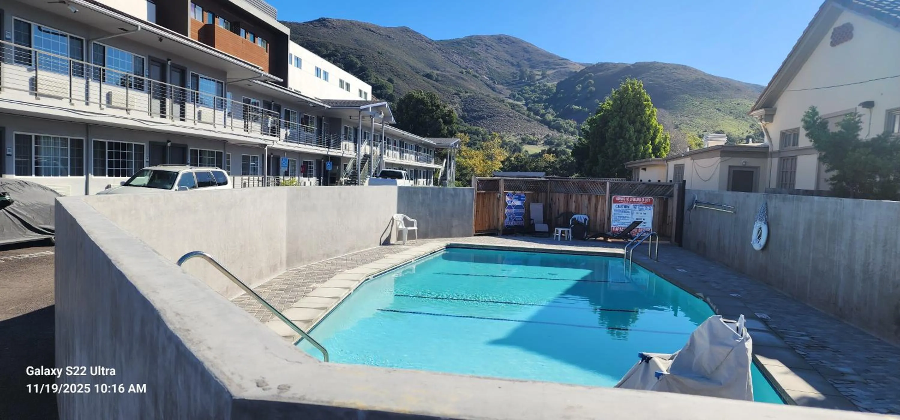 Pool view in University Inn at San Luis Obispo