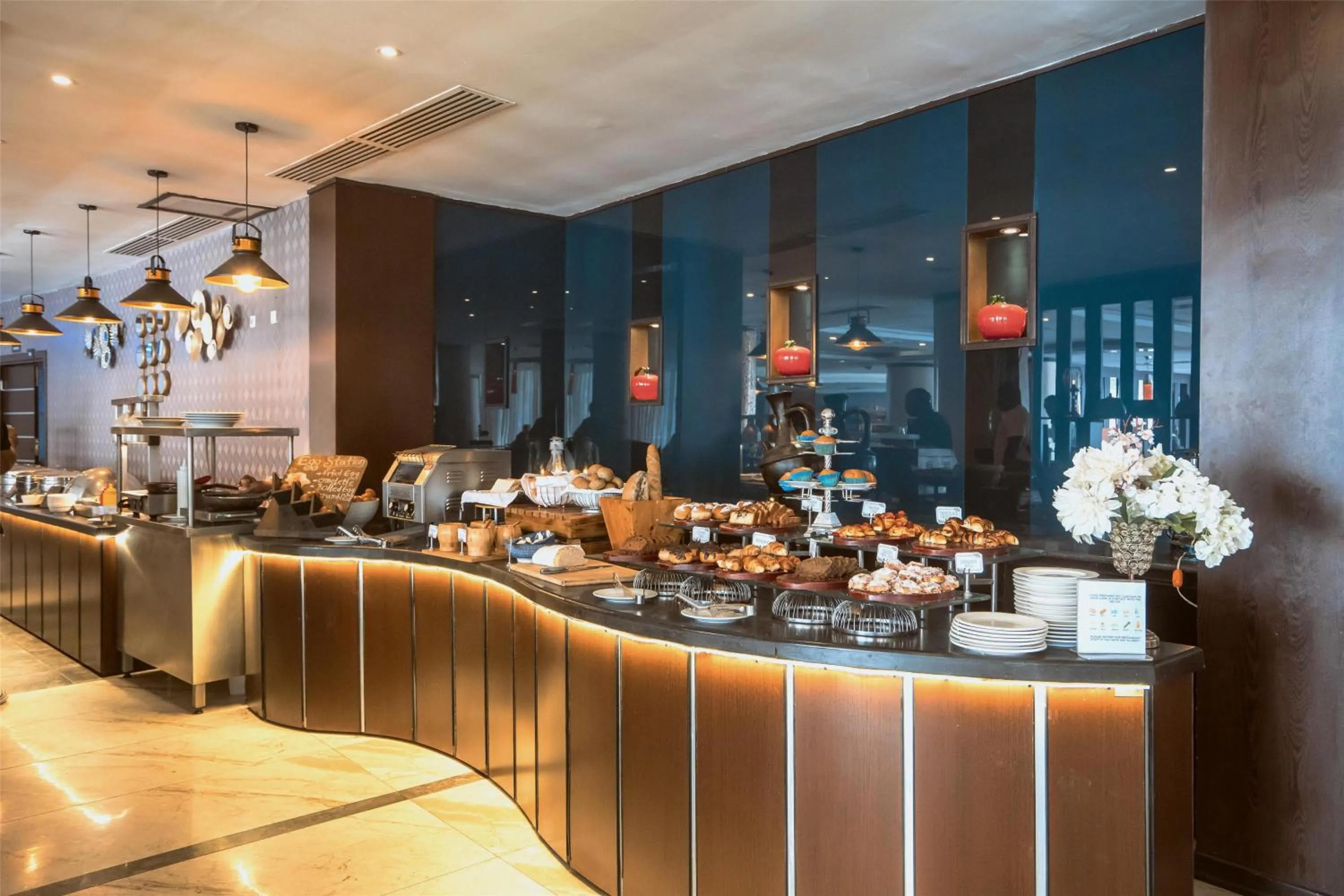 Breakfast in Best Western Plus Addis Ababa