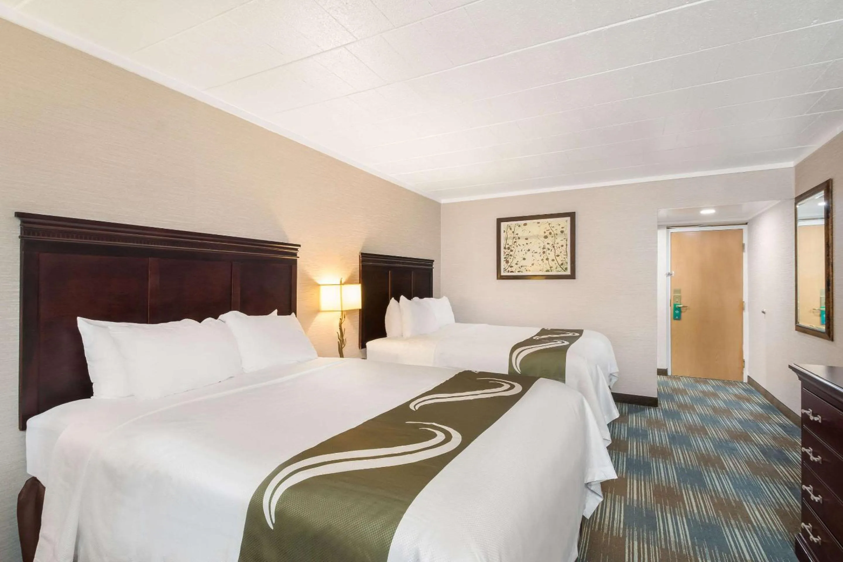 Photo of the whole room in Quality Inn