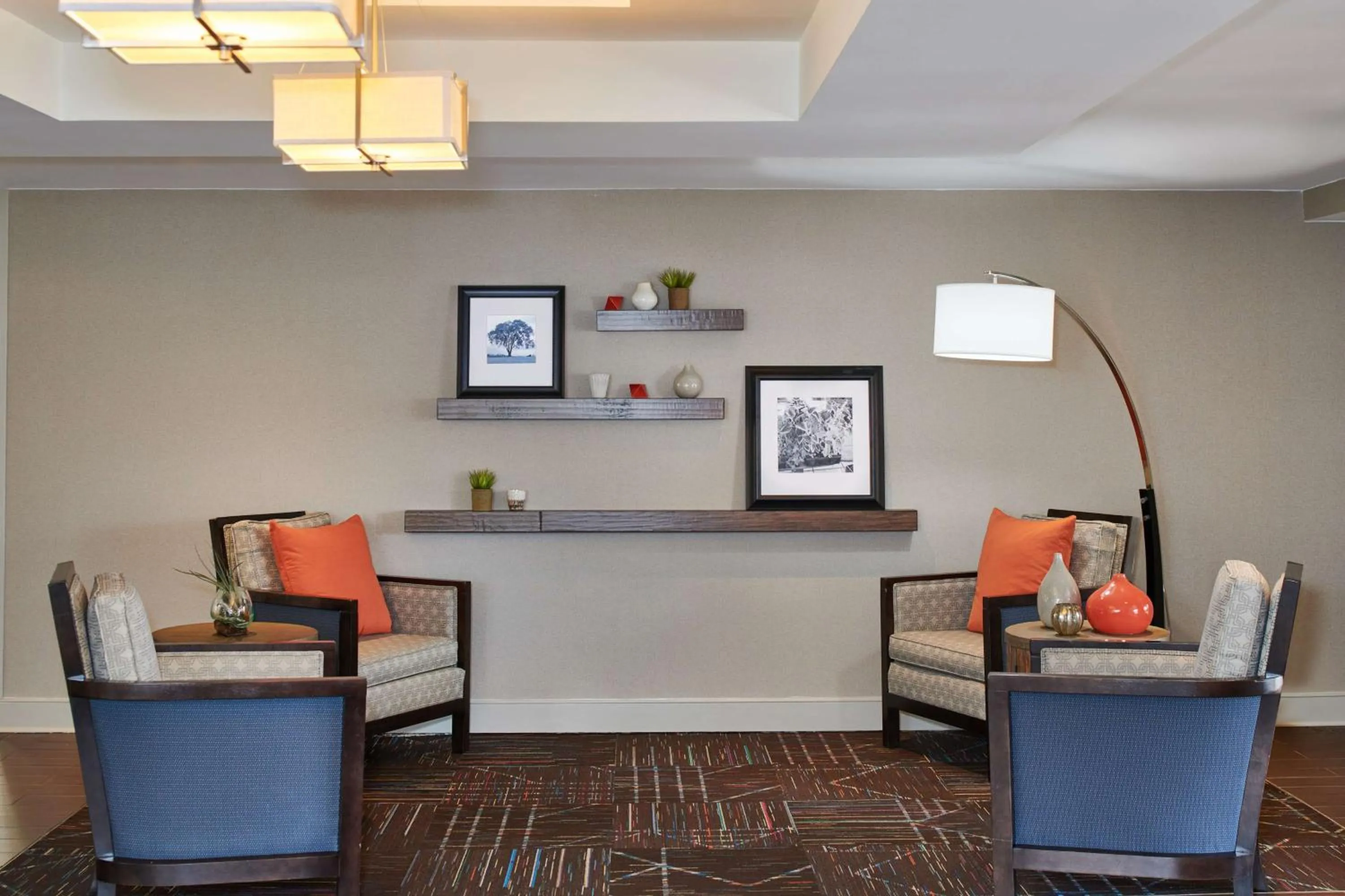 Lobby or reception in Hampton Inn & Suites Chapel Hill/Durham
