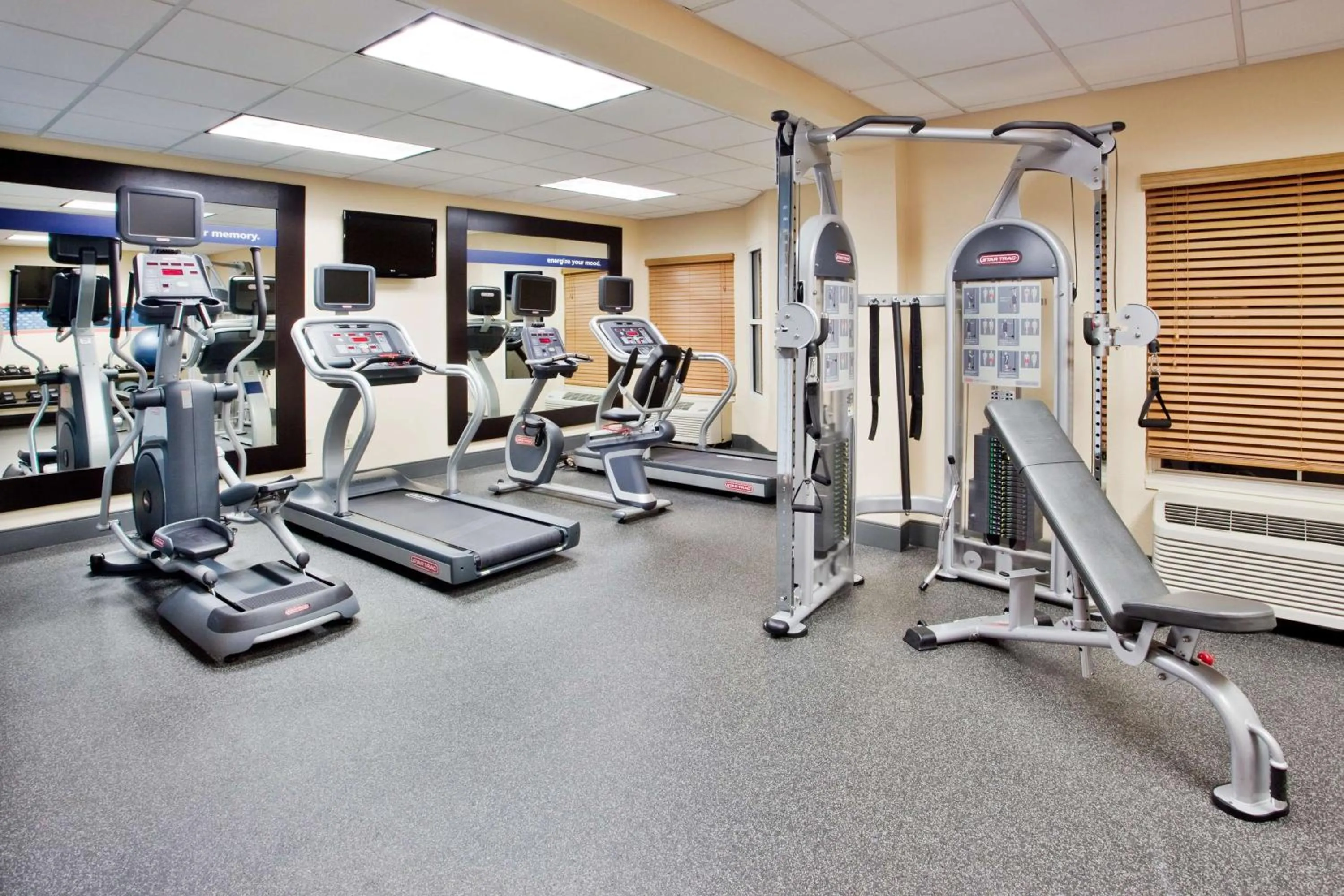 Fitness centre/facilities in Hampton Inn & Suites Chapel Hill/Durham