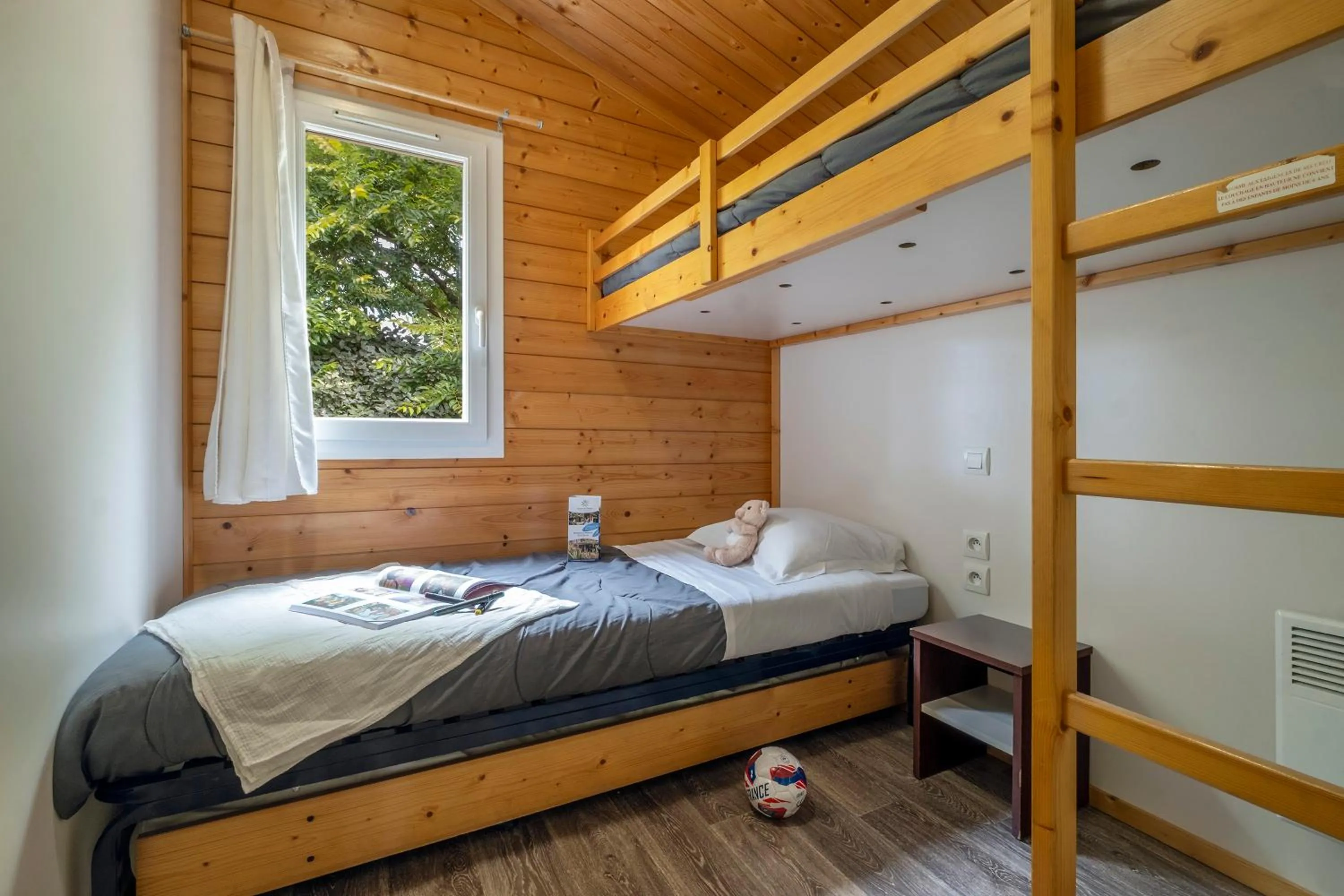 Bedroom, Bed in Terres de France - Les Hameaux des Marines
