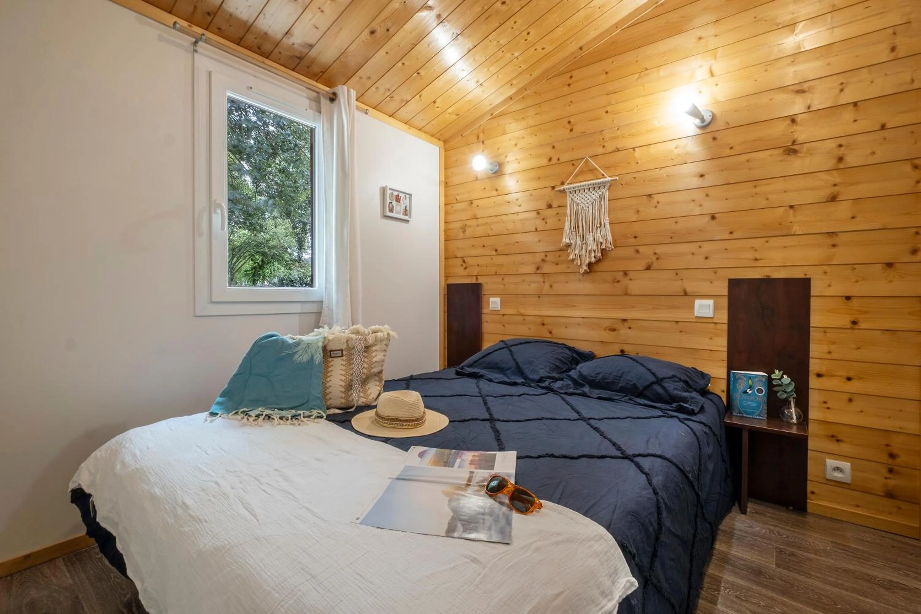 Bedroom, Bed in Terres de France - Les Hameaux des Marines