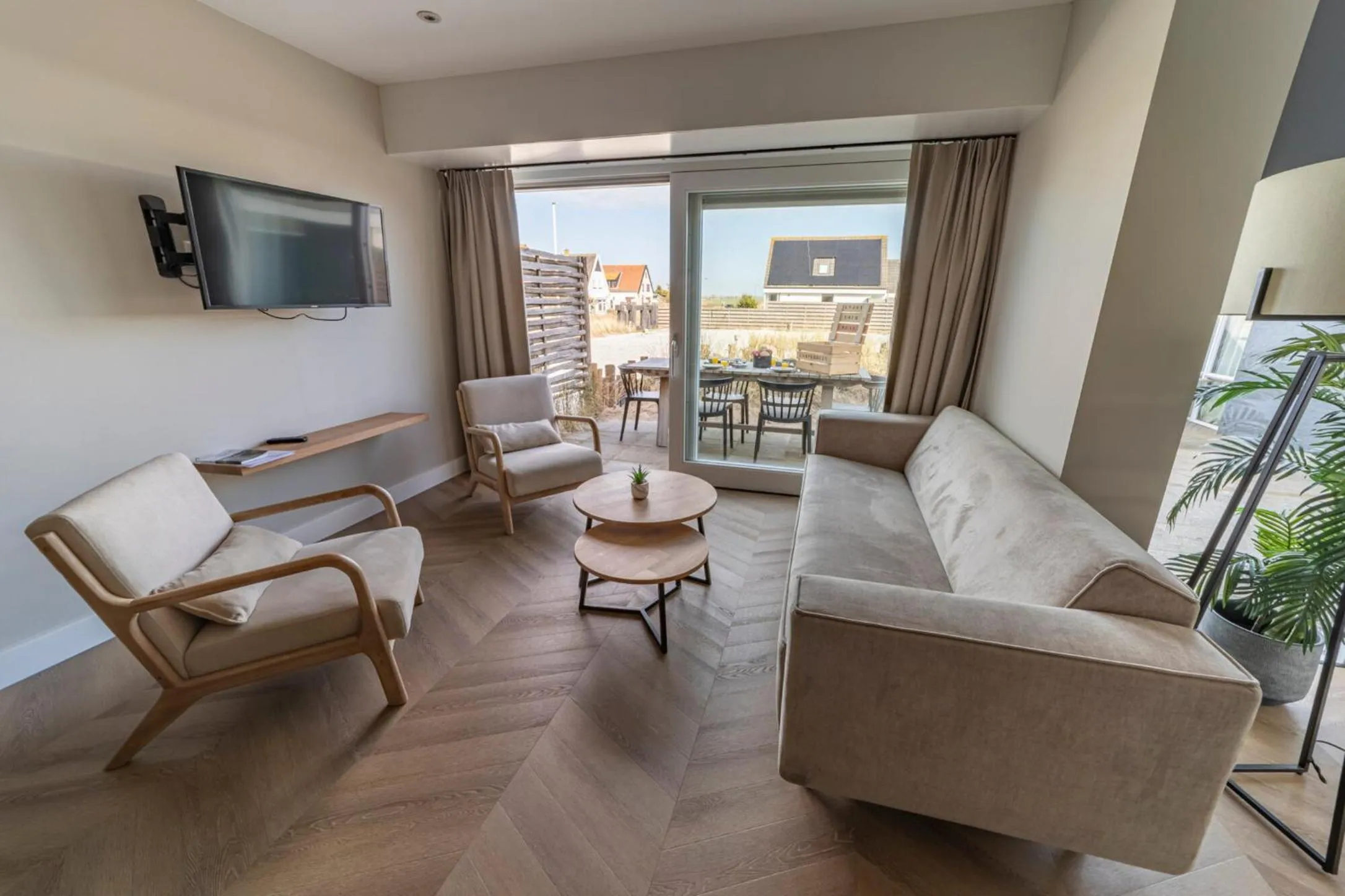 TV and multimedia in Strandstudio's Camperduin