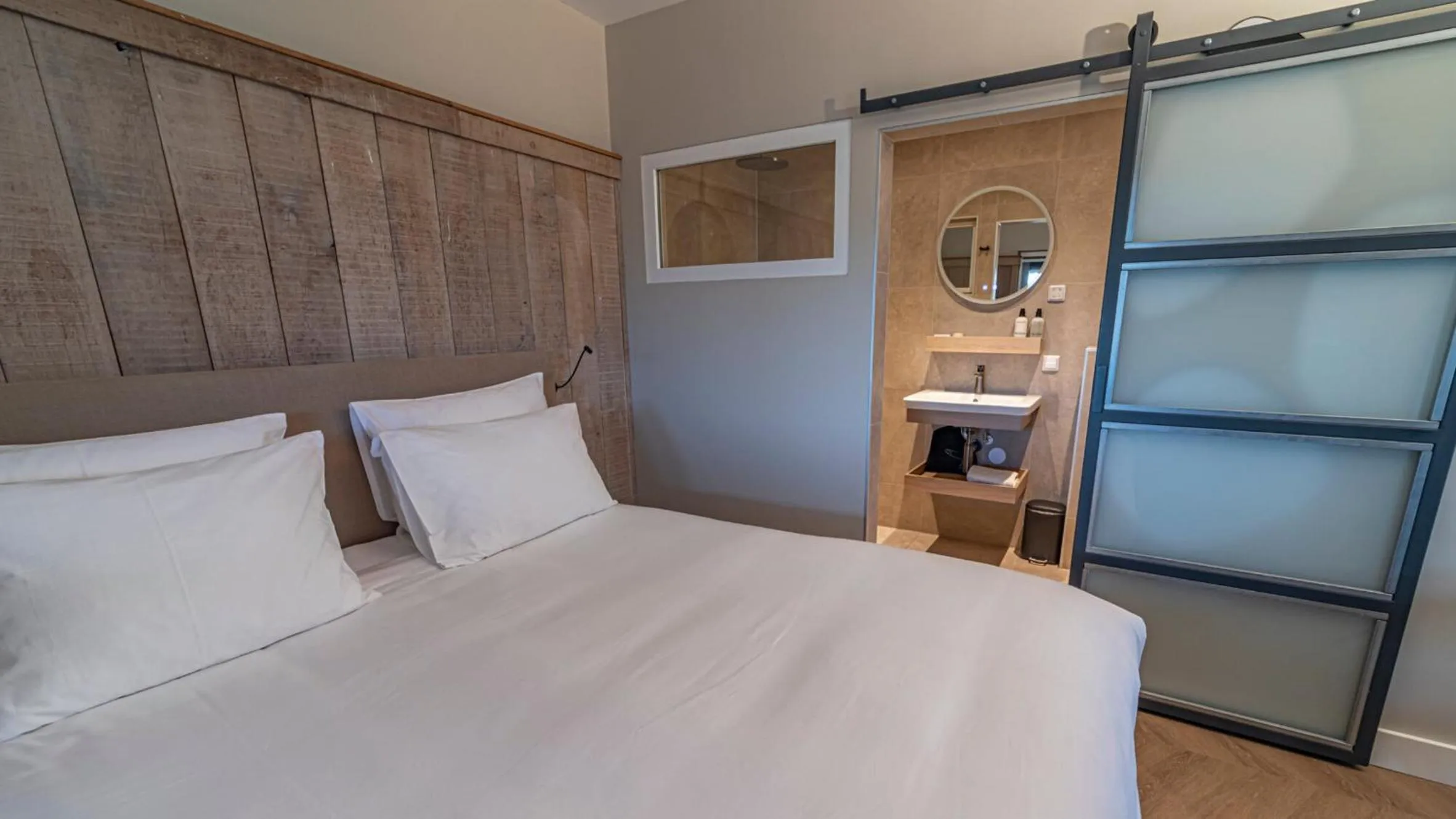 Bed in Strandstudio's Camperduin