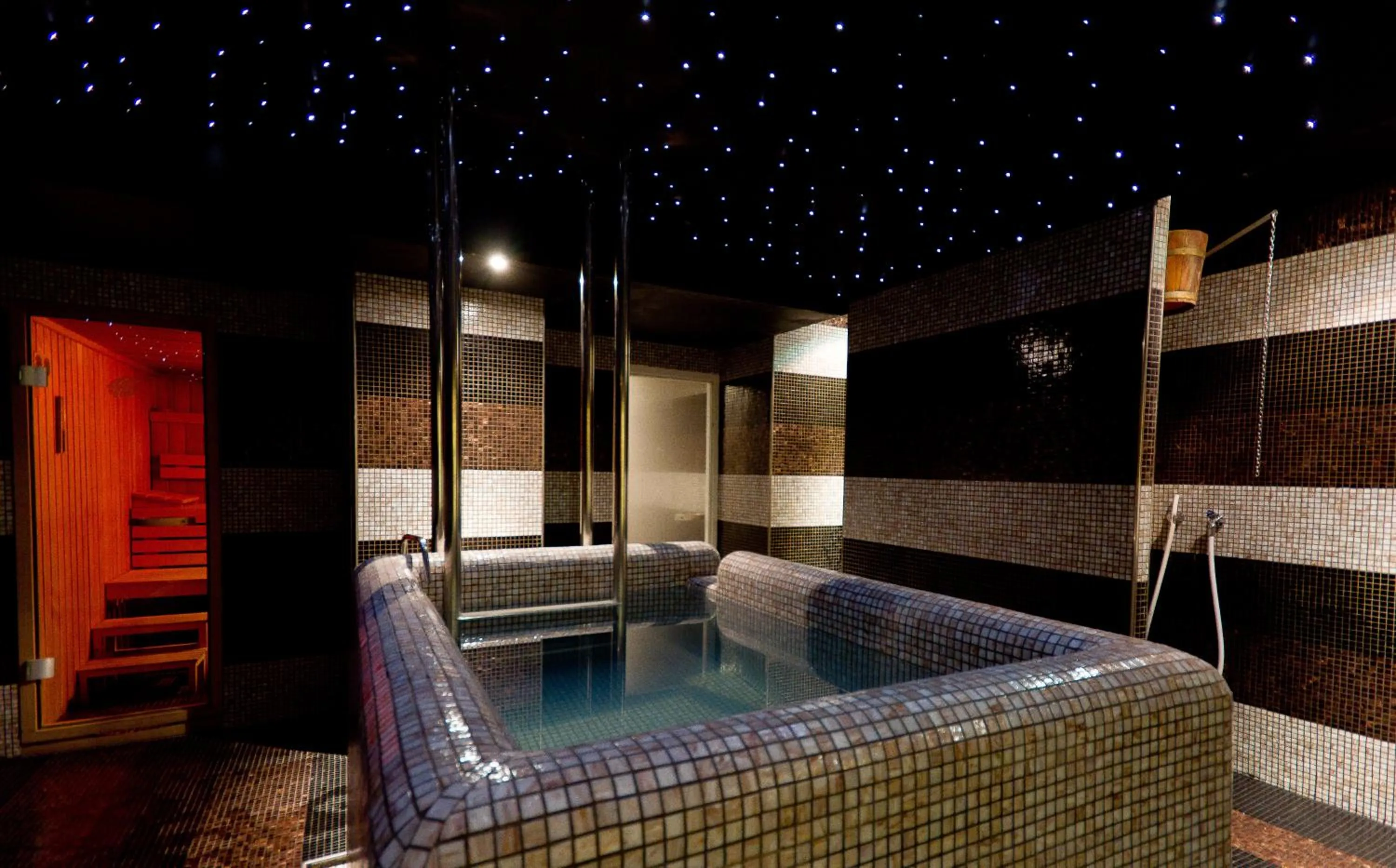 Hot Tub in Palace Bonanza Playa Resort & SPA by Olivia Hotels Collection