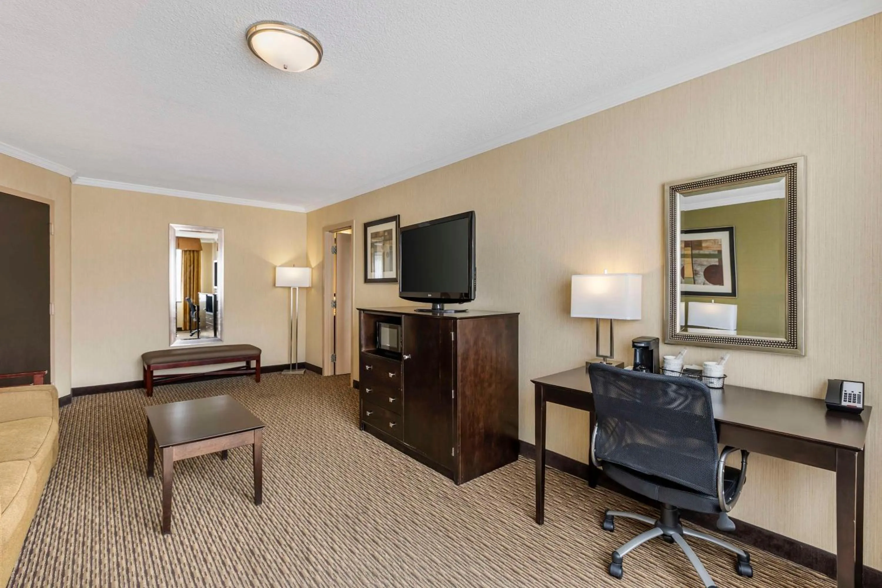 Bedroom in Best Western Watertown/Fort Drum