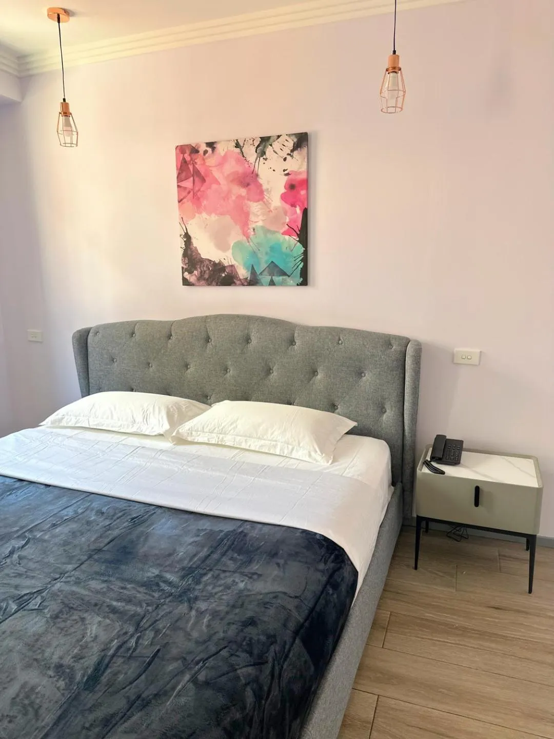 Bed in Sydney RiseOn Hotel