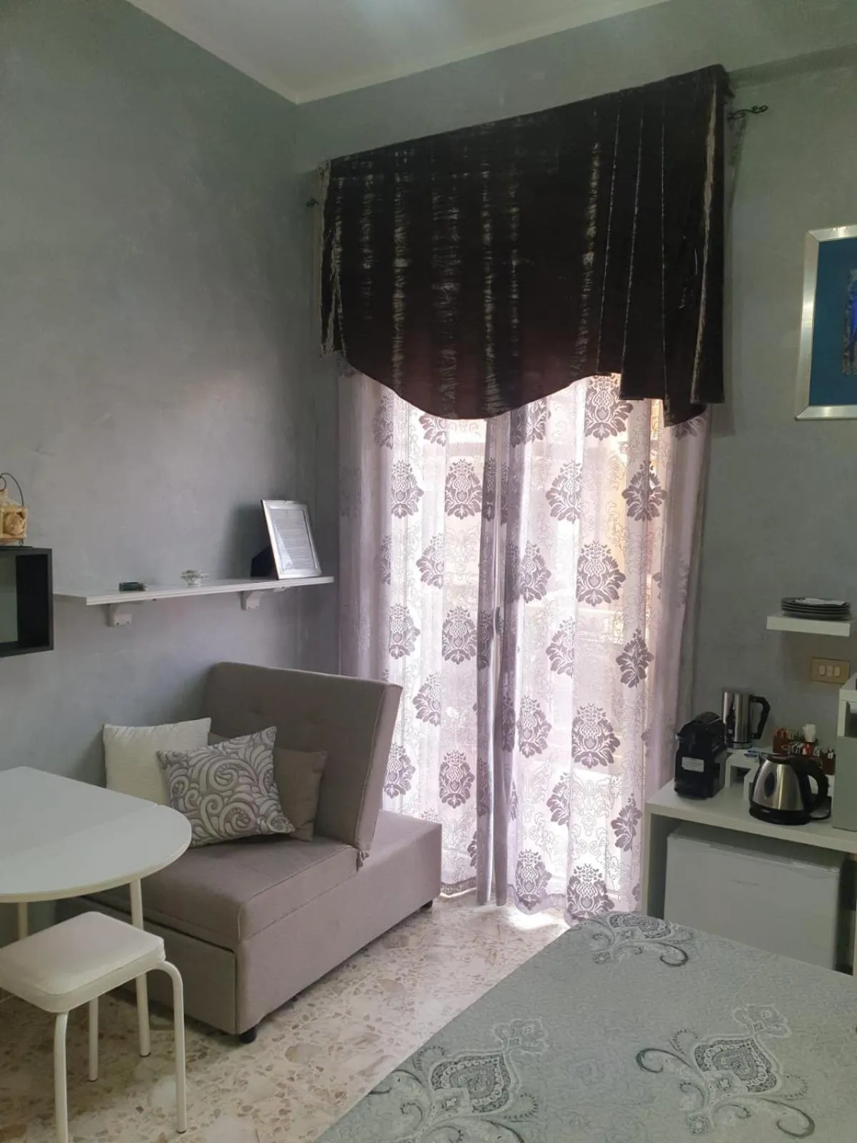 Photo of the whole room in Lussuoso B&B