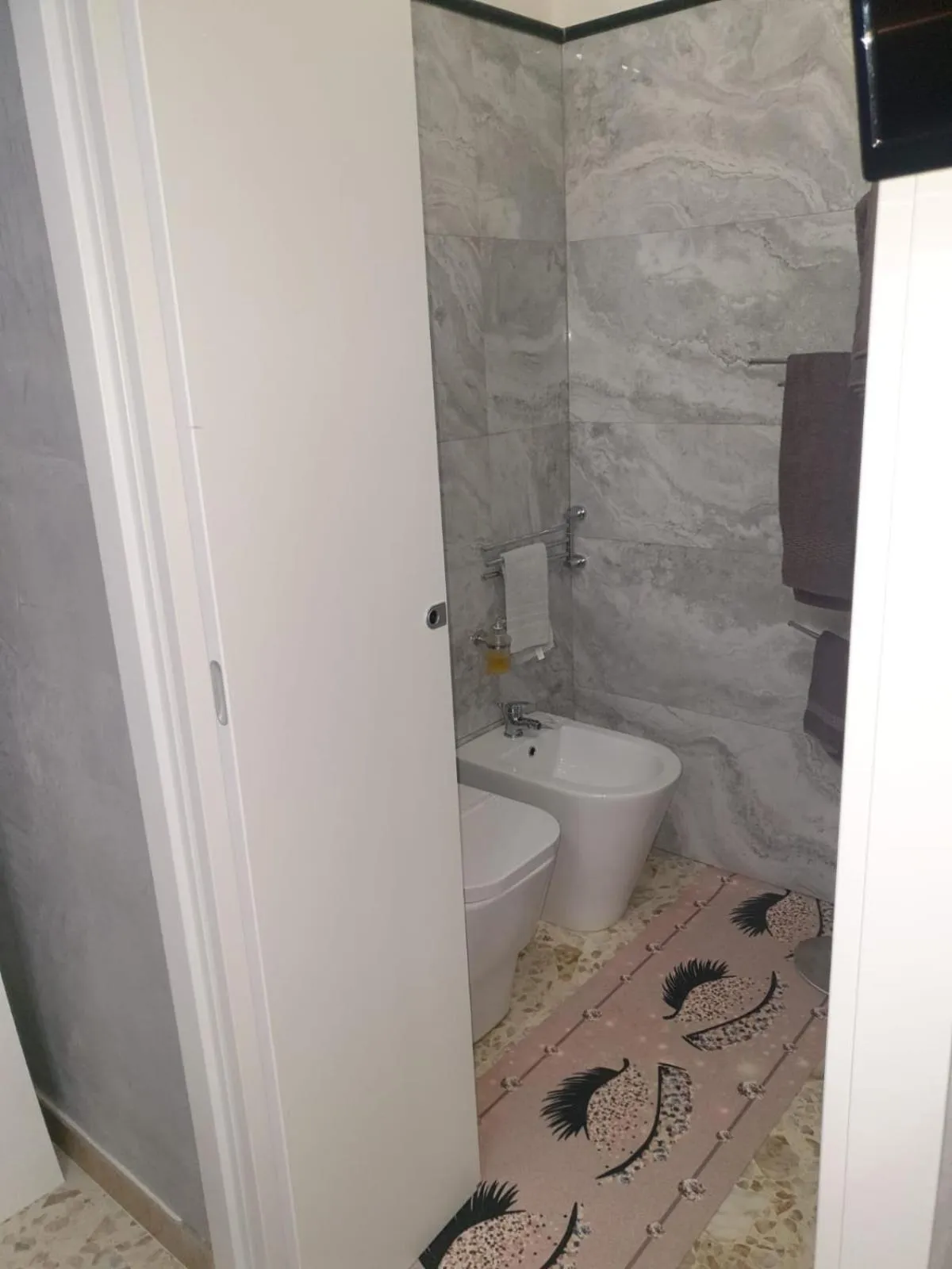 Toilet in Lussuoso B&B