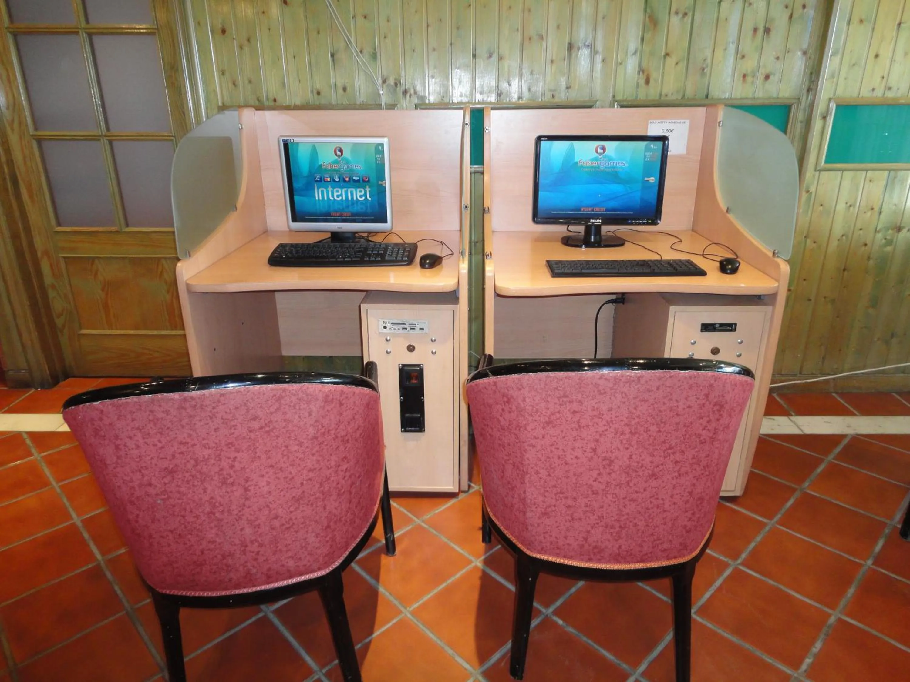 TV and multimedia in Hotel Nevasur