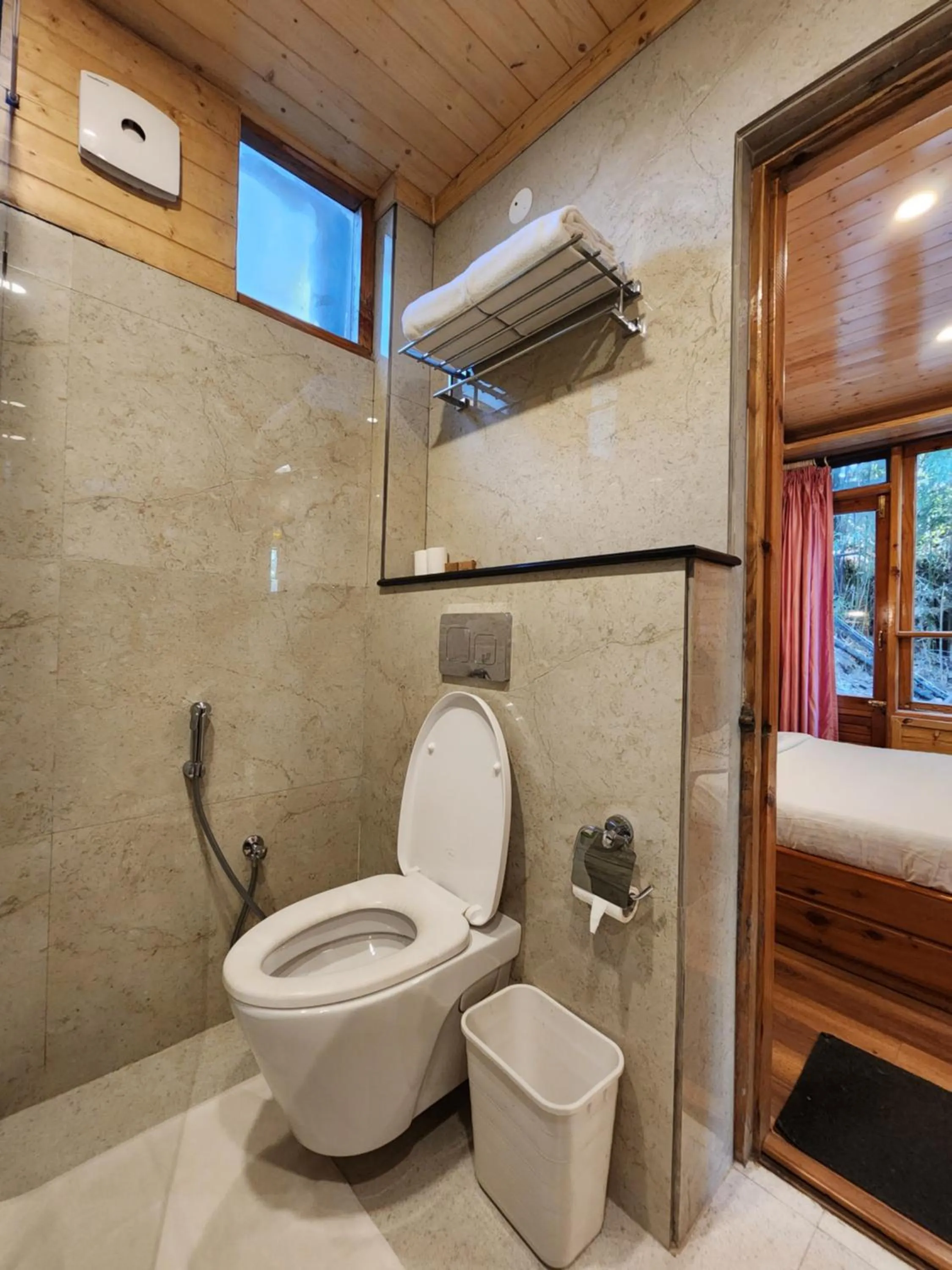Bathroom in The Chalets Naldehra