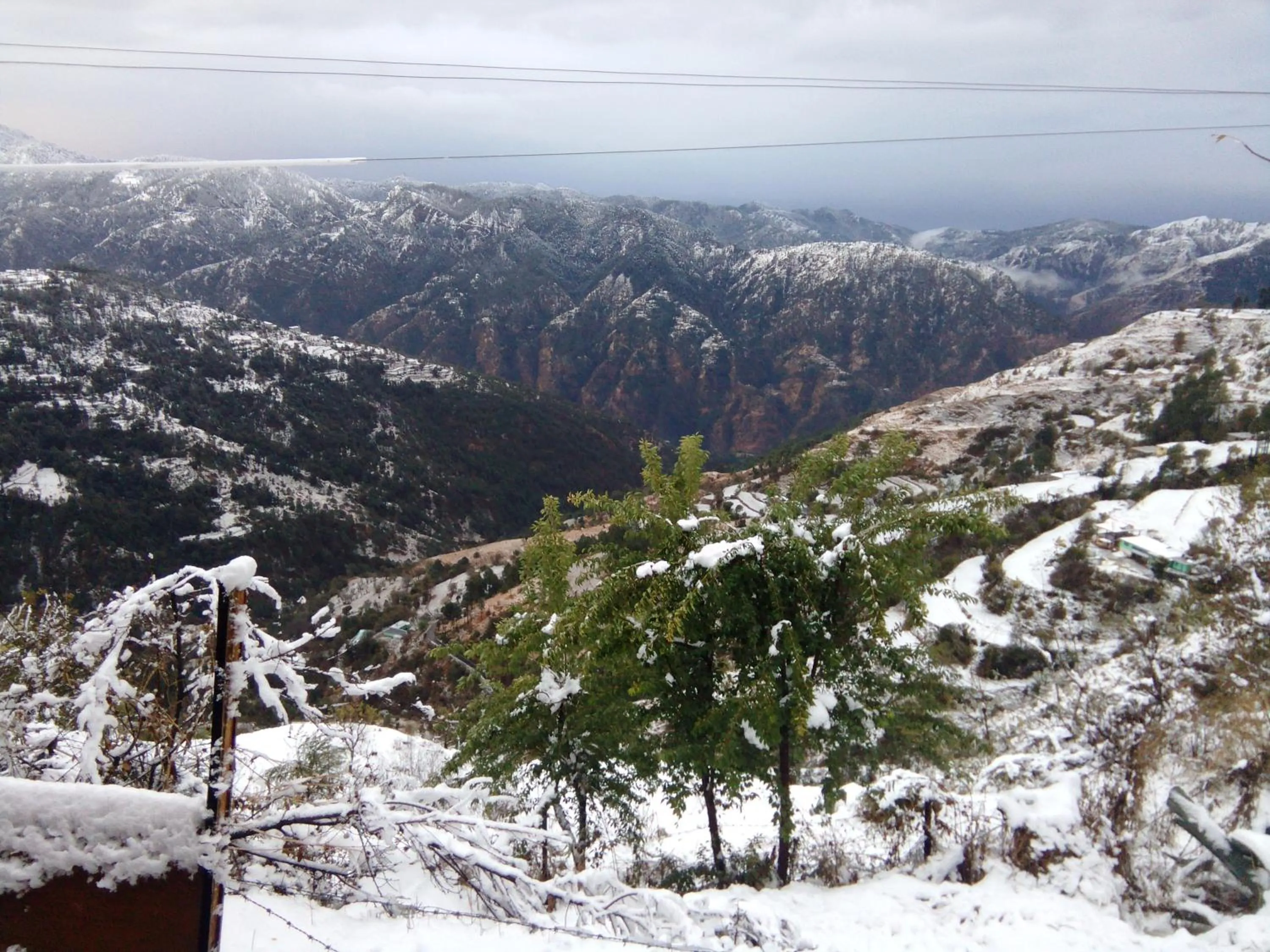 Mountain view in The Chalets Naldehra