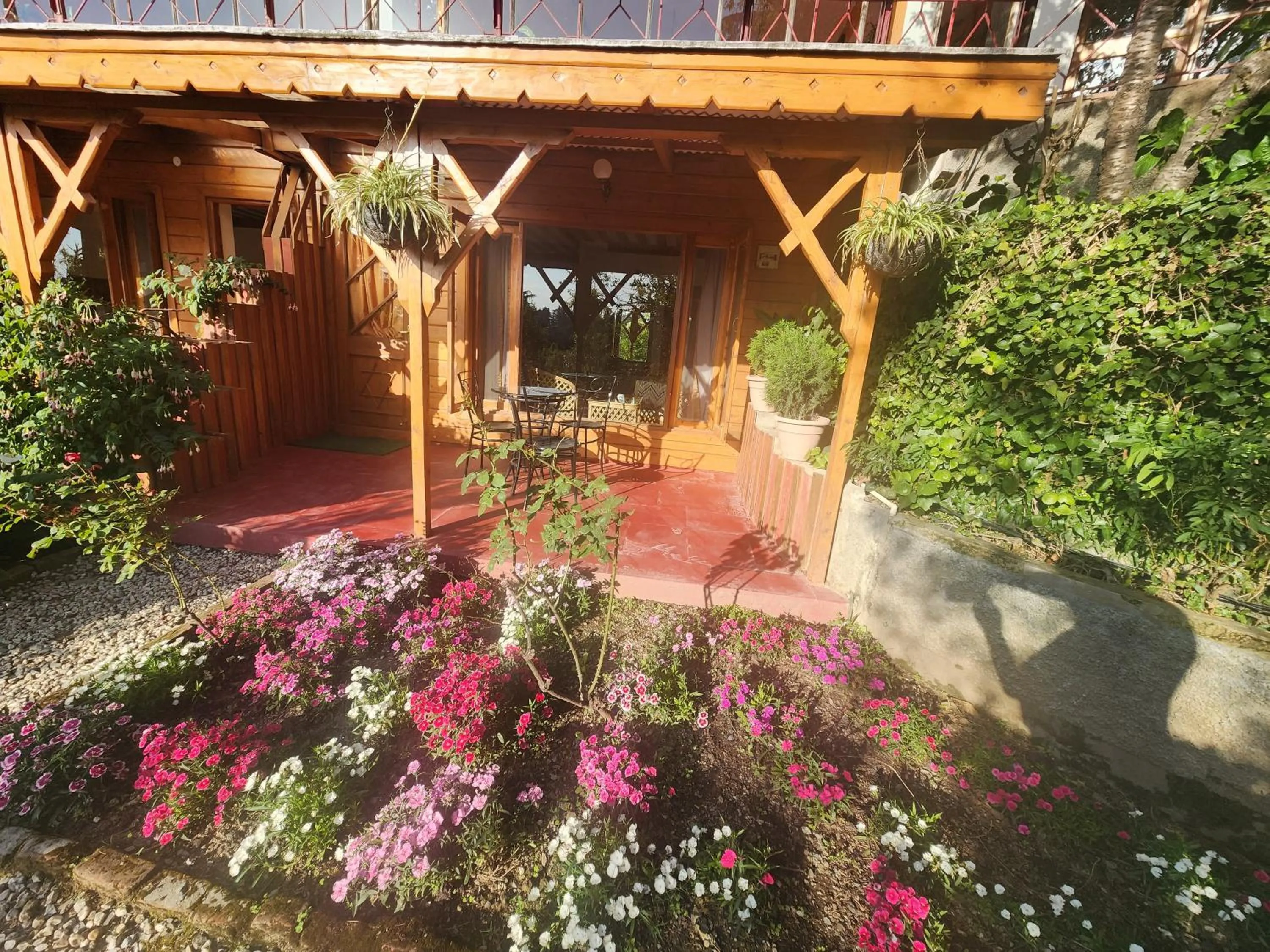 Garden view in The Chalets Naldehra