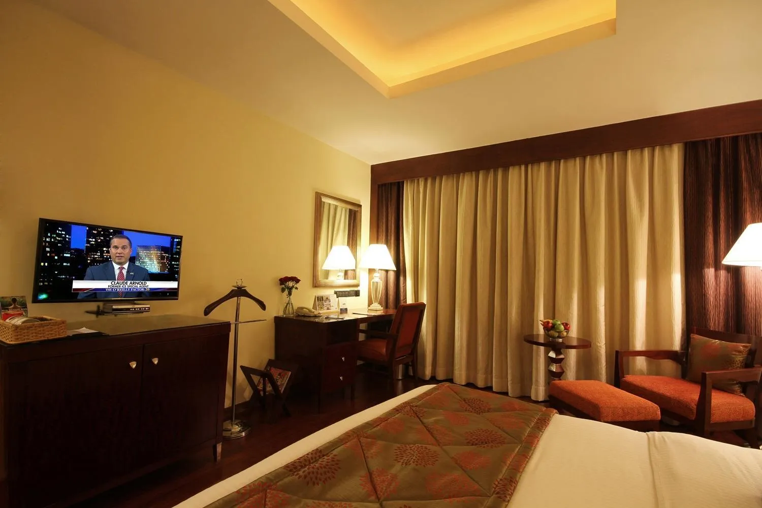 TV and multimedia, Bed in Fortune Select JP Cosmos, Bengaluru - Member ITC Hotels' Group