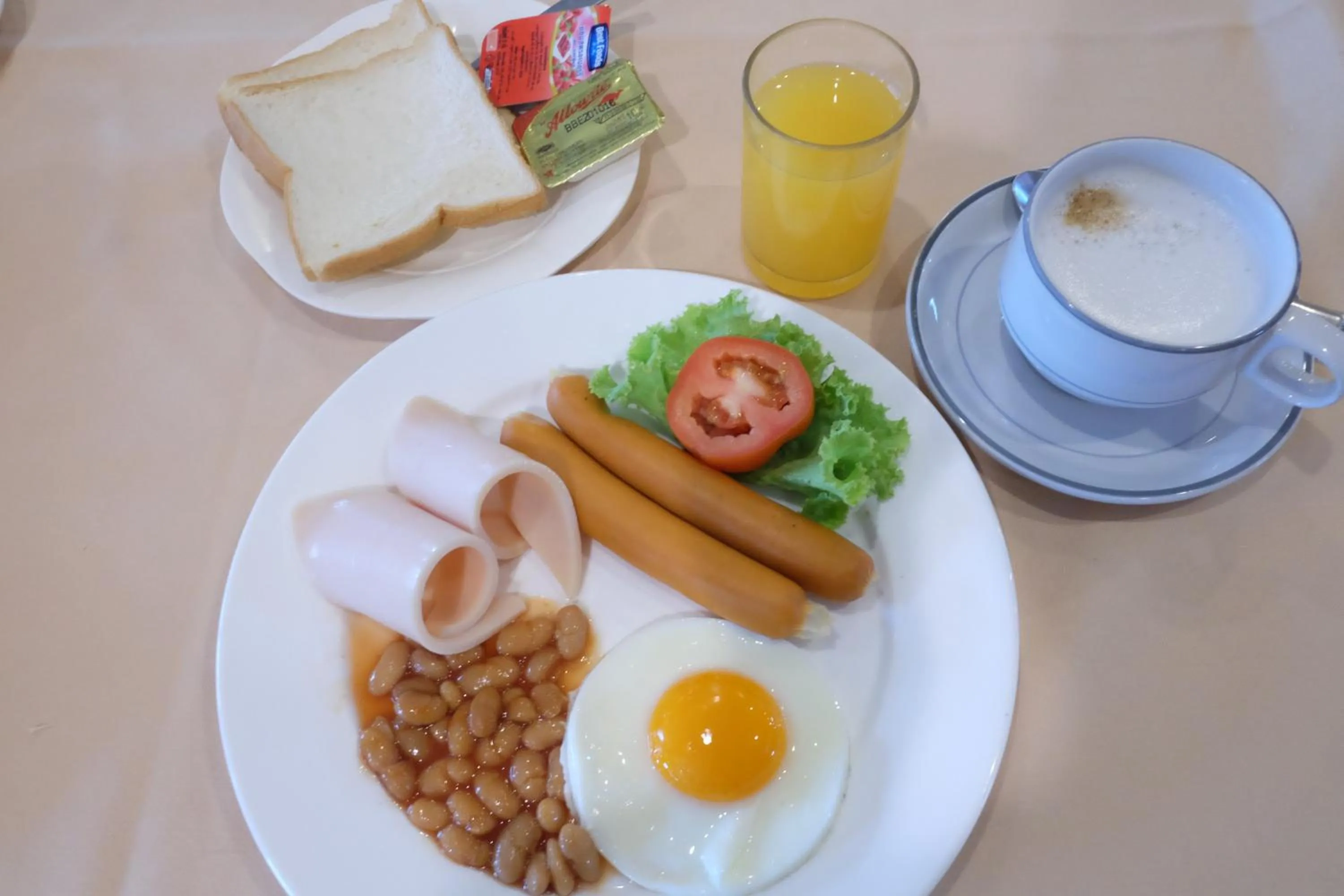 American breakfast in Krabi Royal Hotel