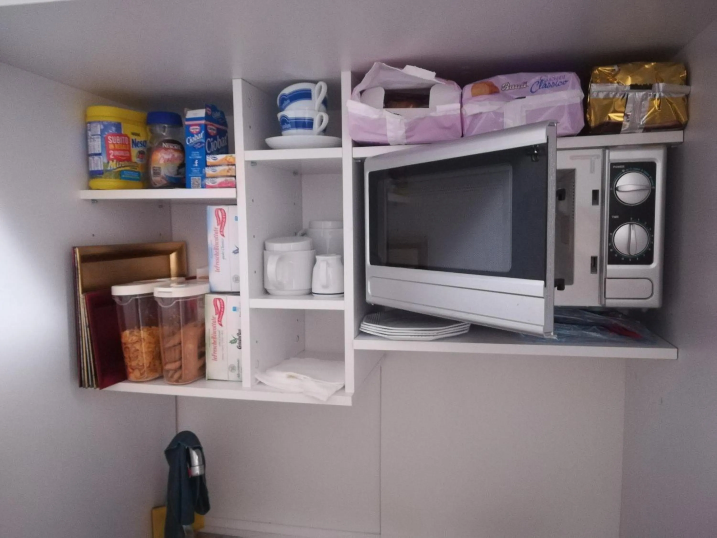 Communal kitchen in B&B Villa Jasiga