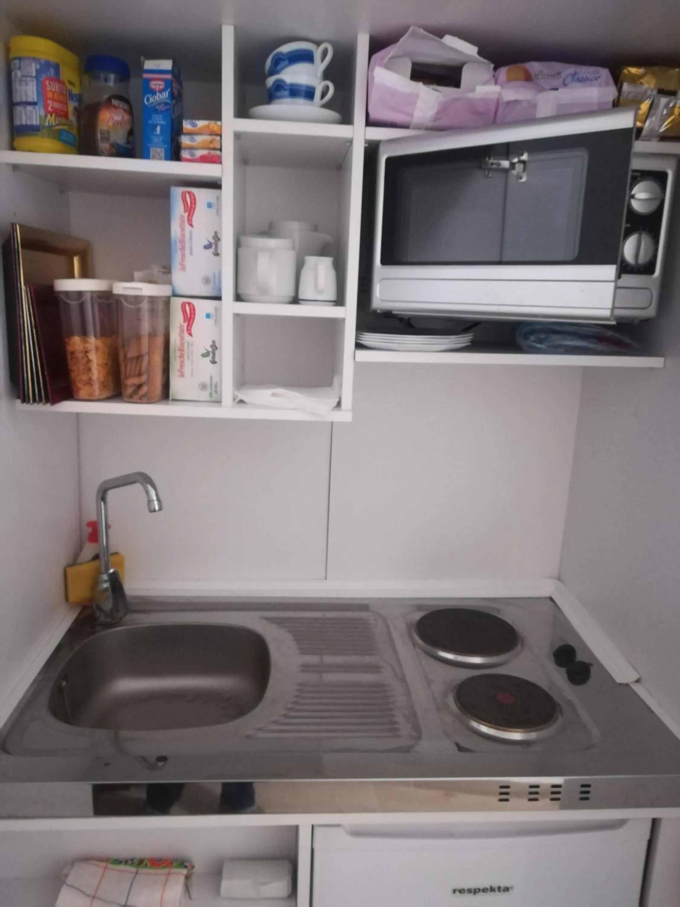 Communal kitchen in B&B Villa Jasiga