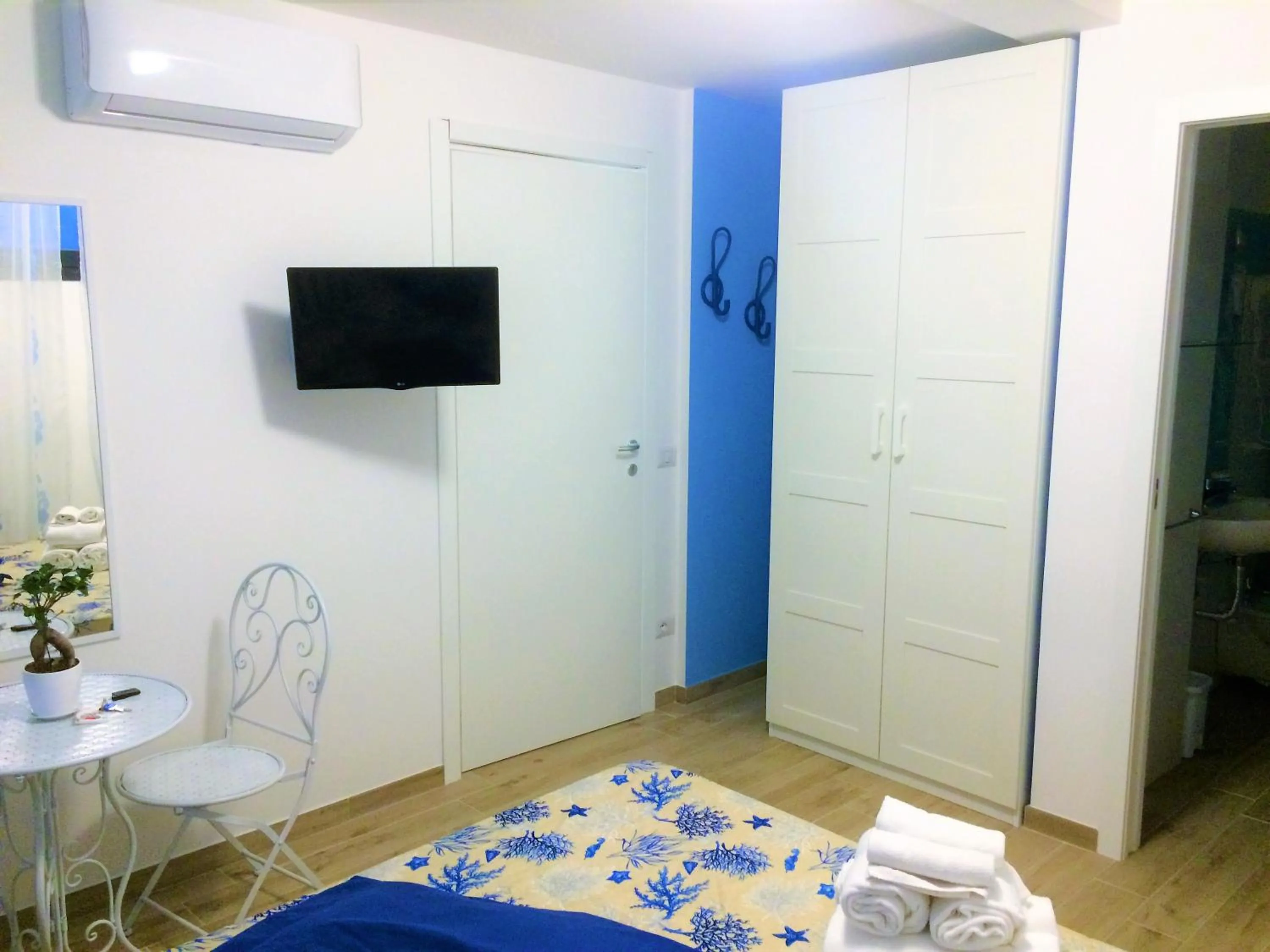 Other, Bed in B&B Villa Jasiga