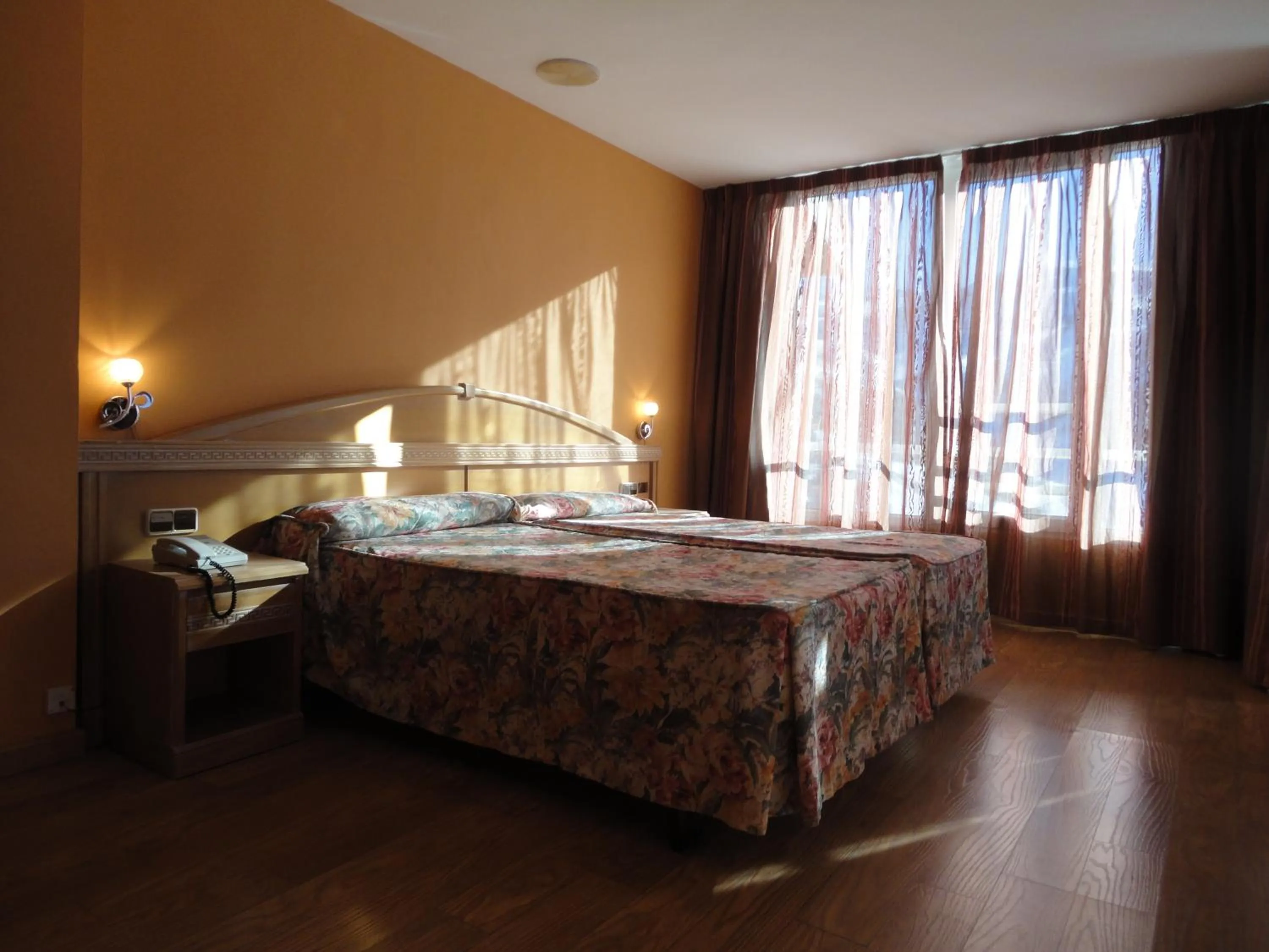 Photo of the whole room in Hotel Reino Nevado