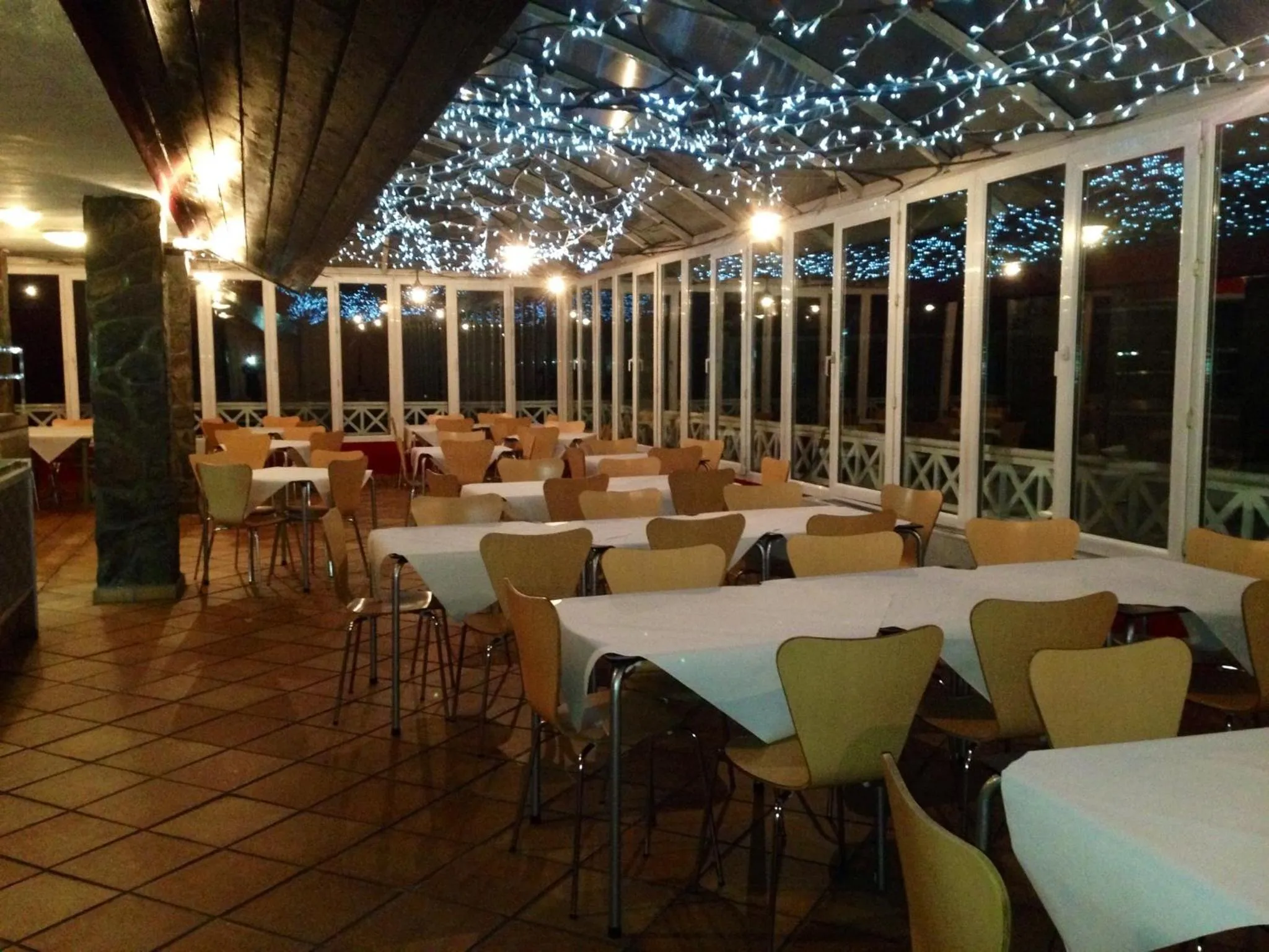 Restaurant/places to eat in Hotel Reino Nevado