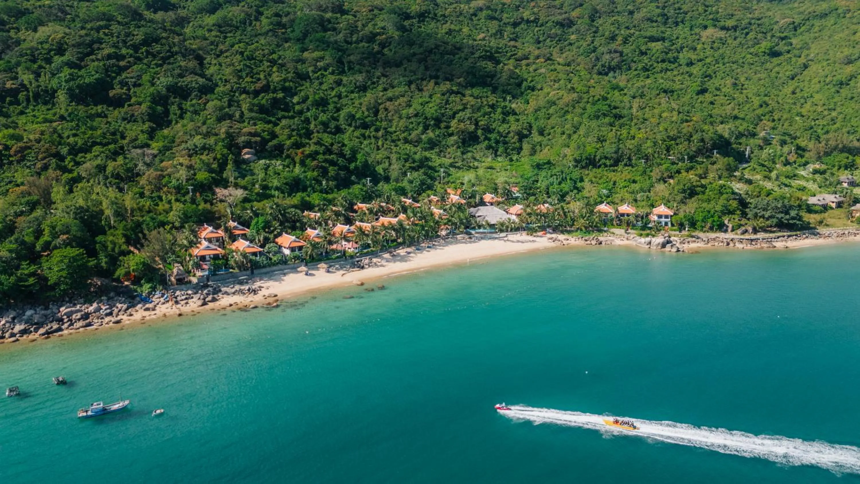 Day in Son Tra Beach Resort & Spa Danang