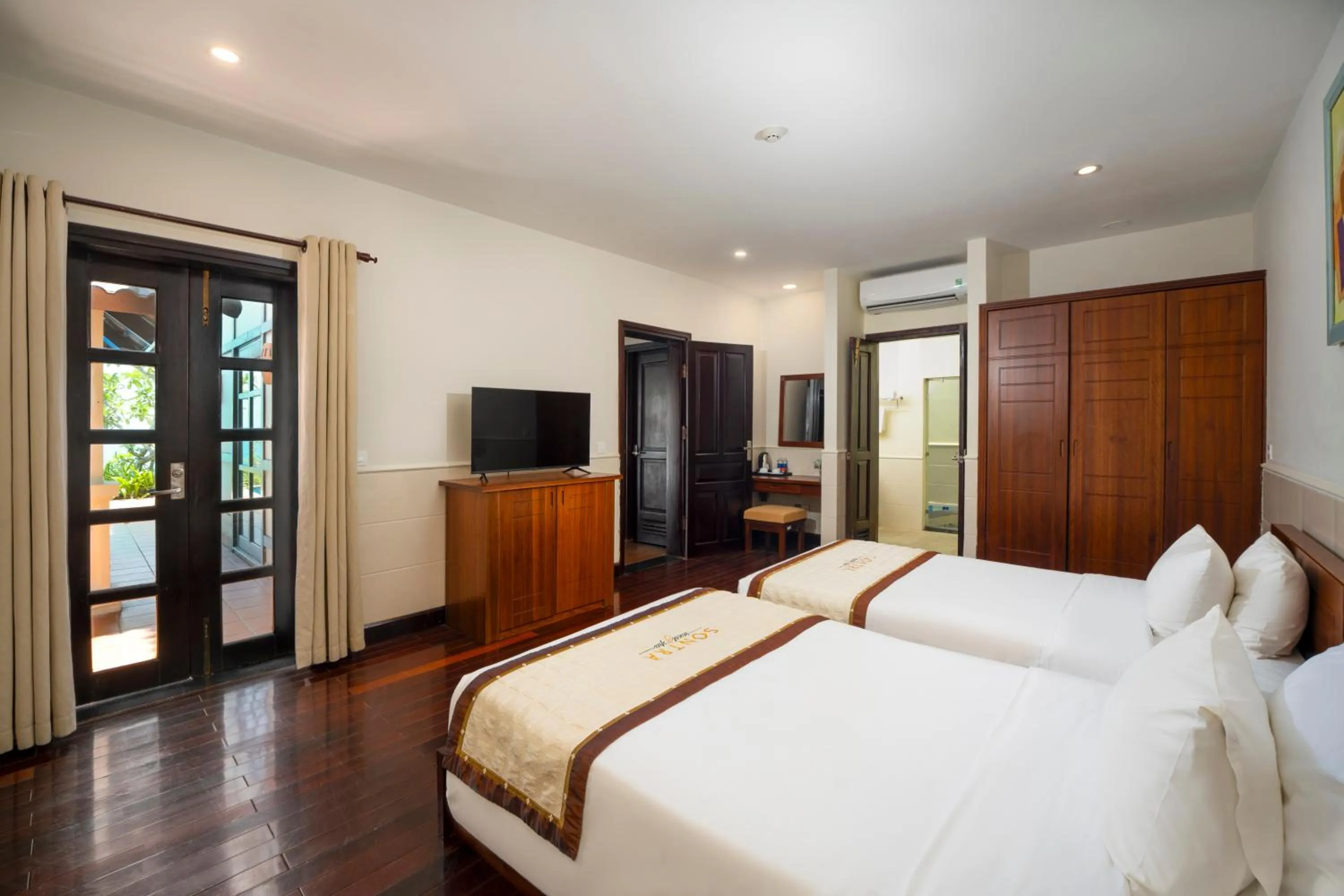 Bed in Son Tra Beach Resort & Spa Danang