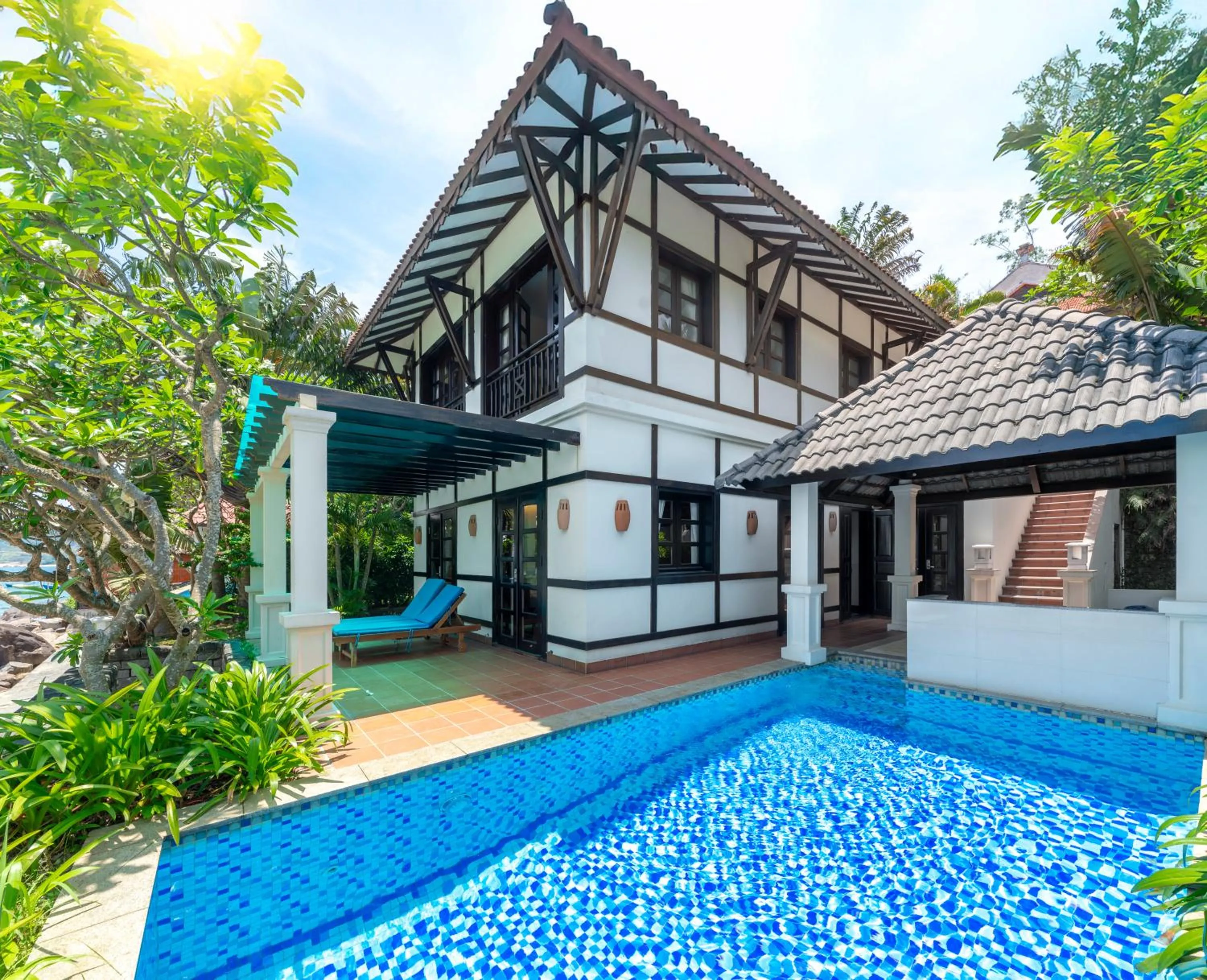 Property building in Son Tra Beach Resort & Spa Danang