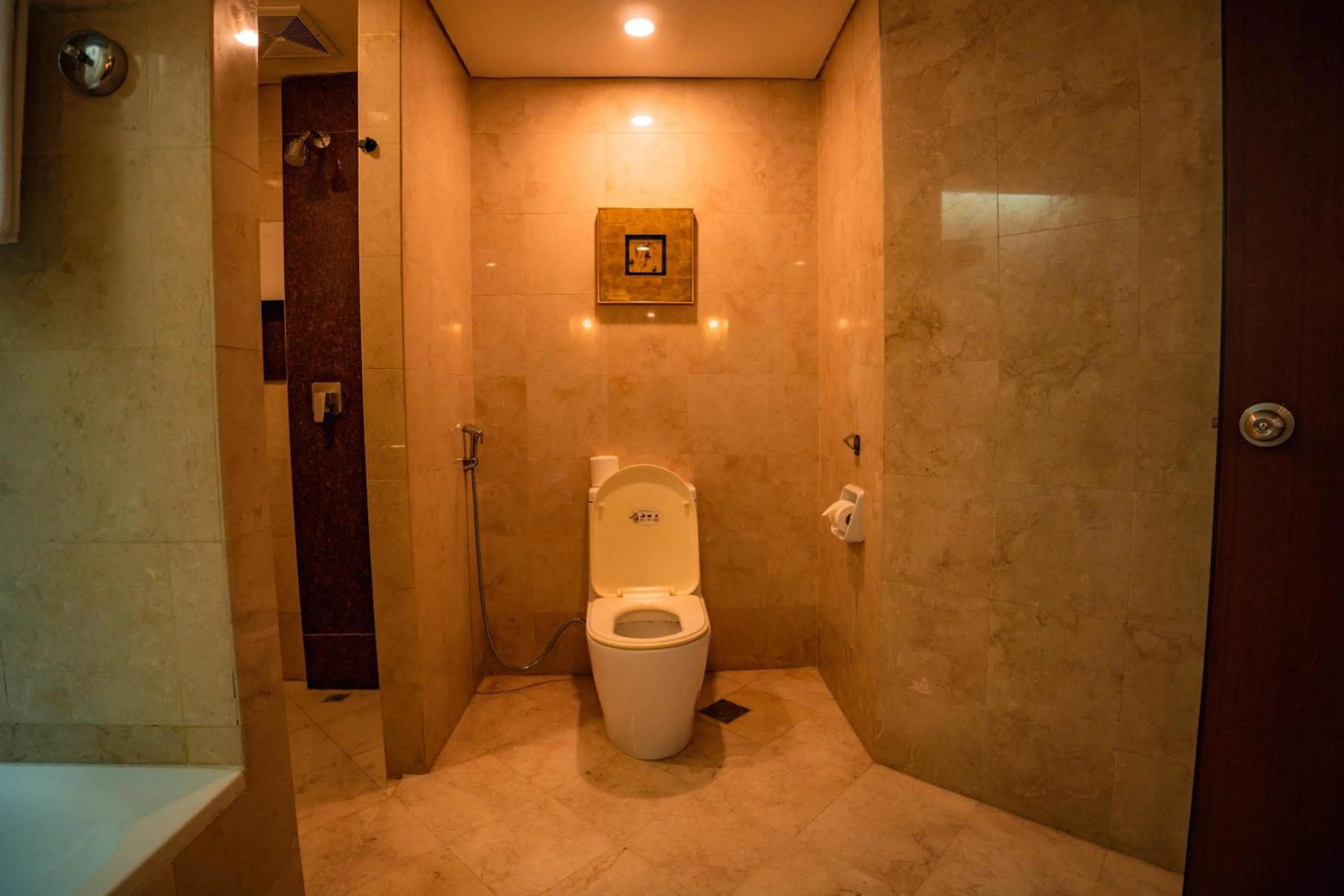Toilet in Kuta Paradiso Hotel
