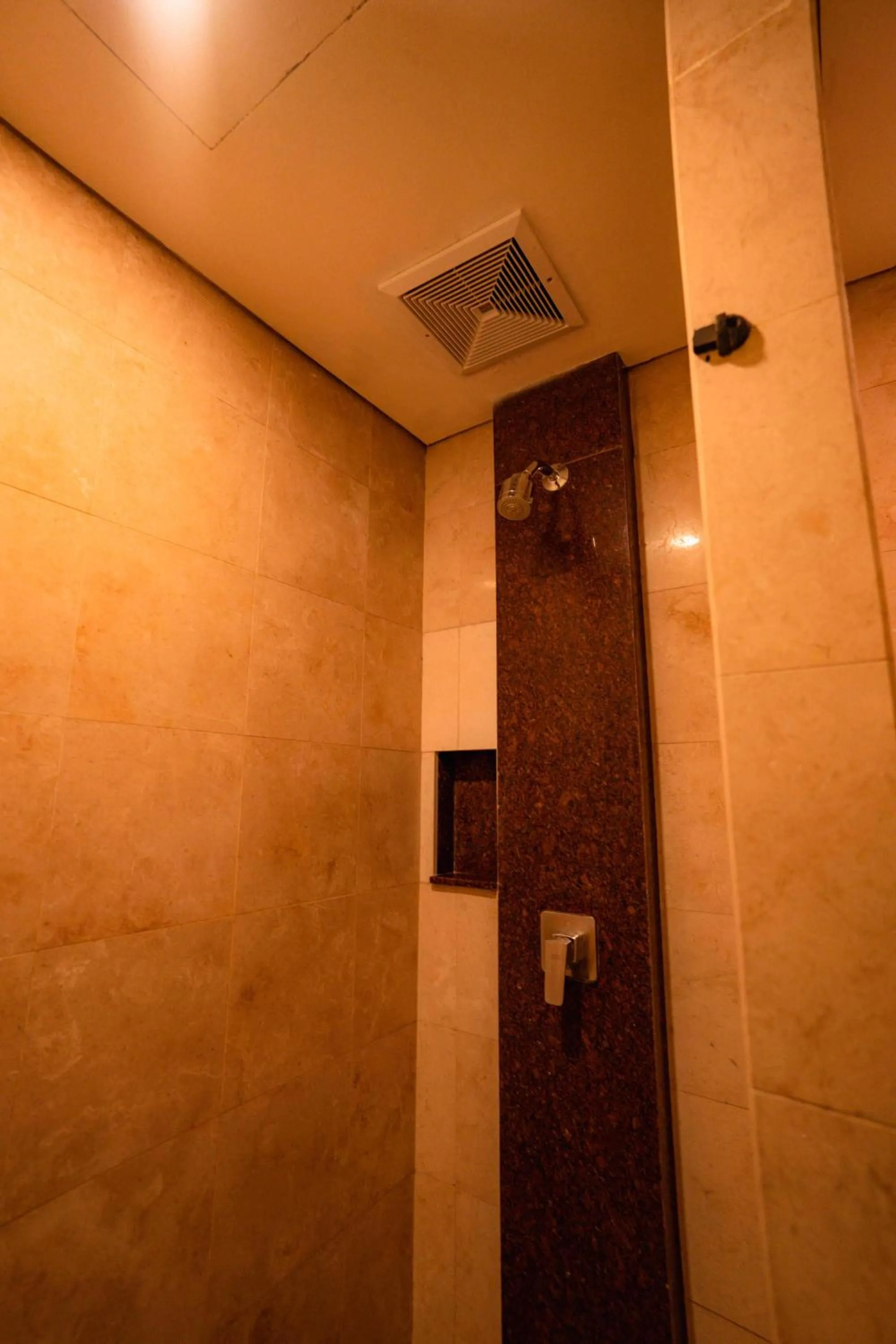 Shower in Kuta Paradiso Hotel