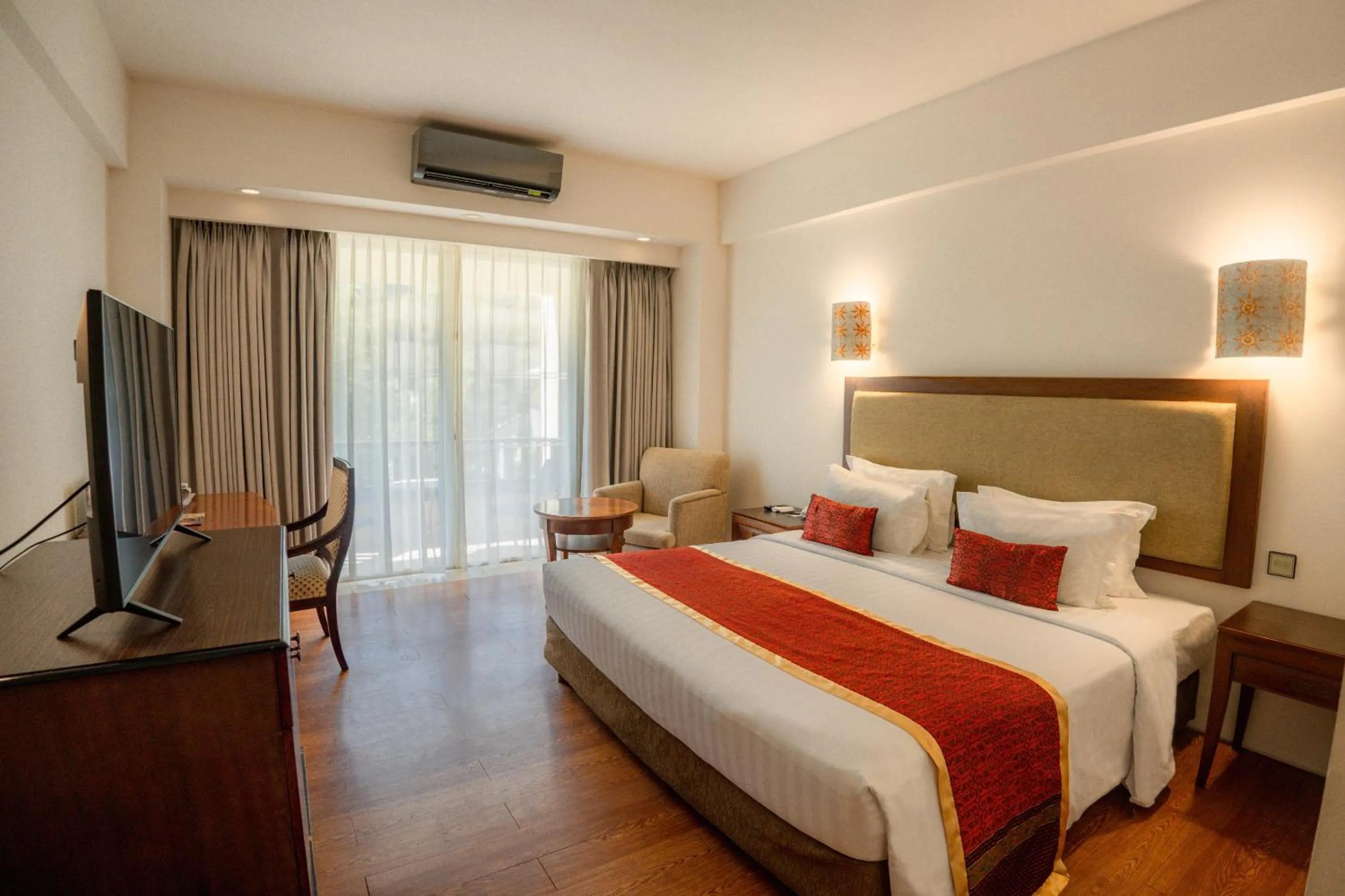 Bed in Kuta Paradiso Hotel