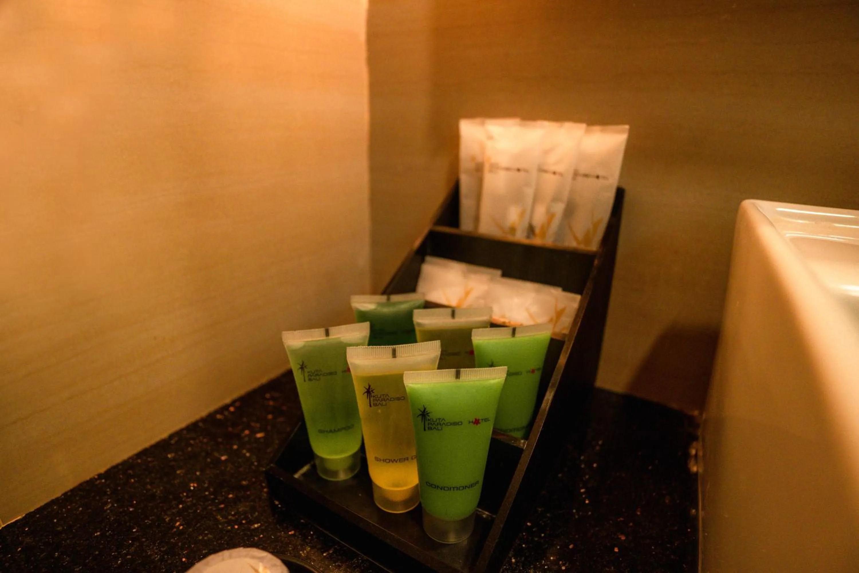 Bathroom in Kuta Paradiso Hotel