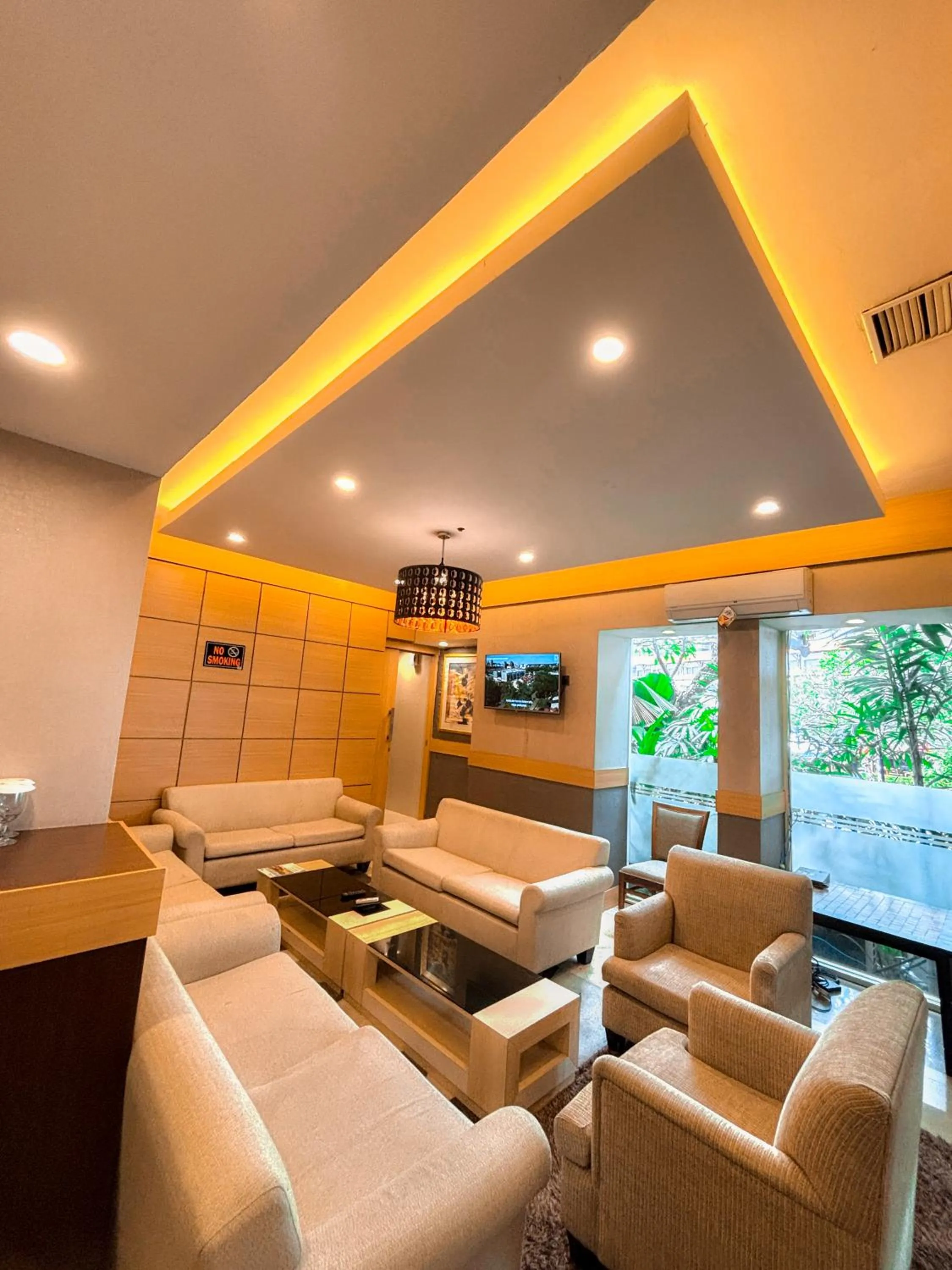 Lounge or bar in Kuta Paradiso Hotel