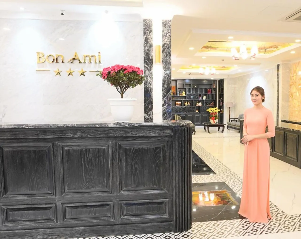 Lobby or reception in Bon Ami Hotel - Thiên Xuân Hotel