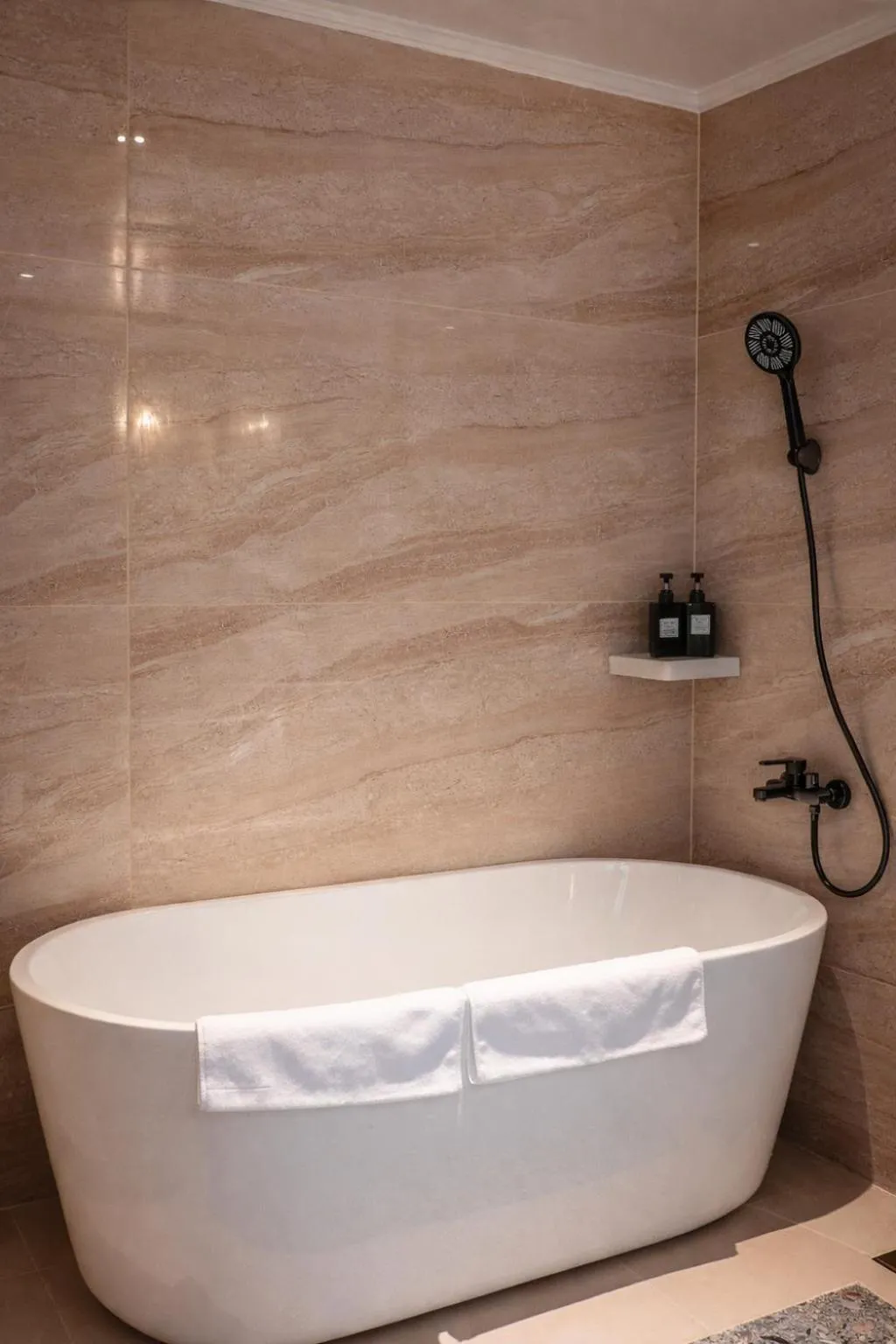 Bathroom in Bon Ami Hotel - Thiên Xuân Hotel