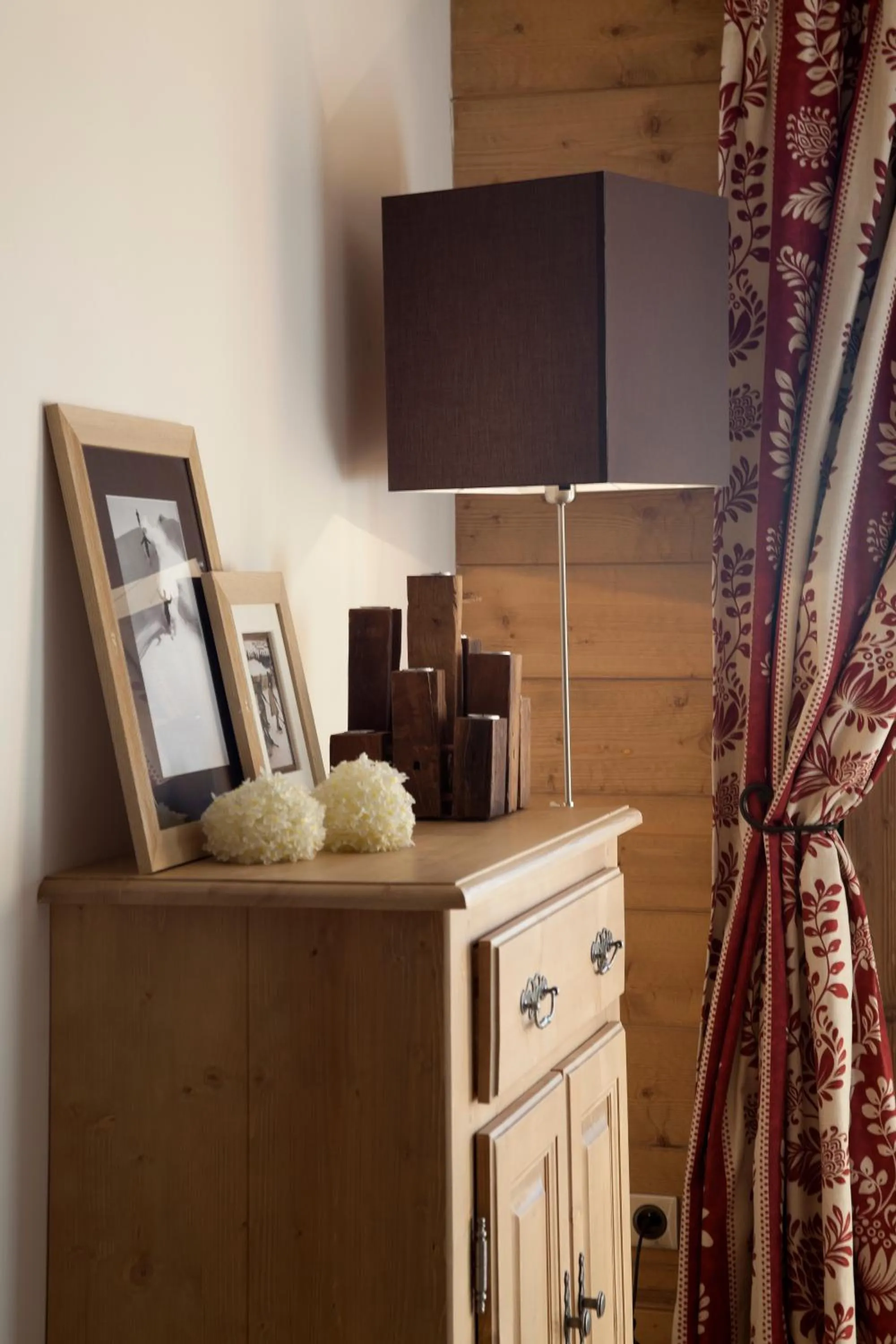 Living room in CGH Résidences & Spas La Reine des Prés