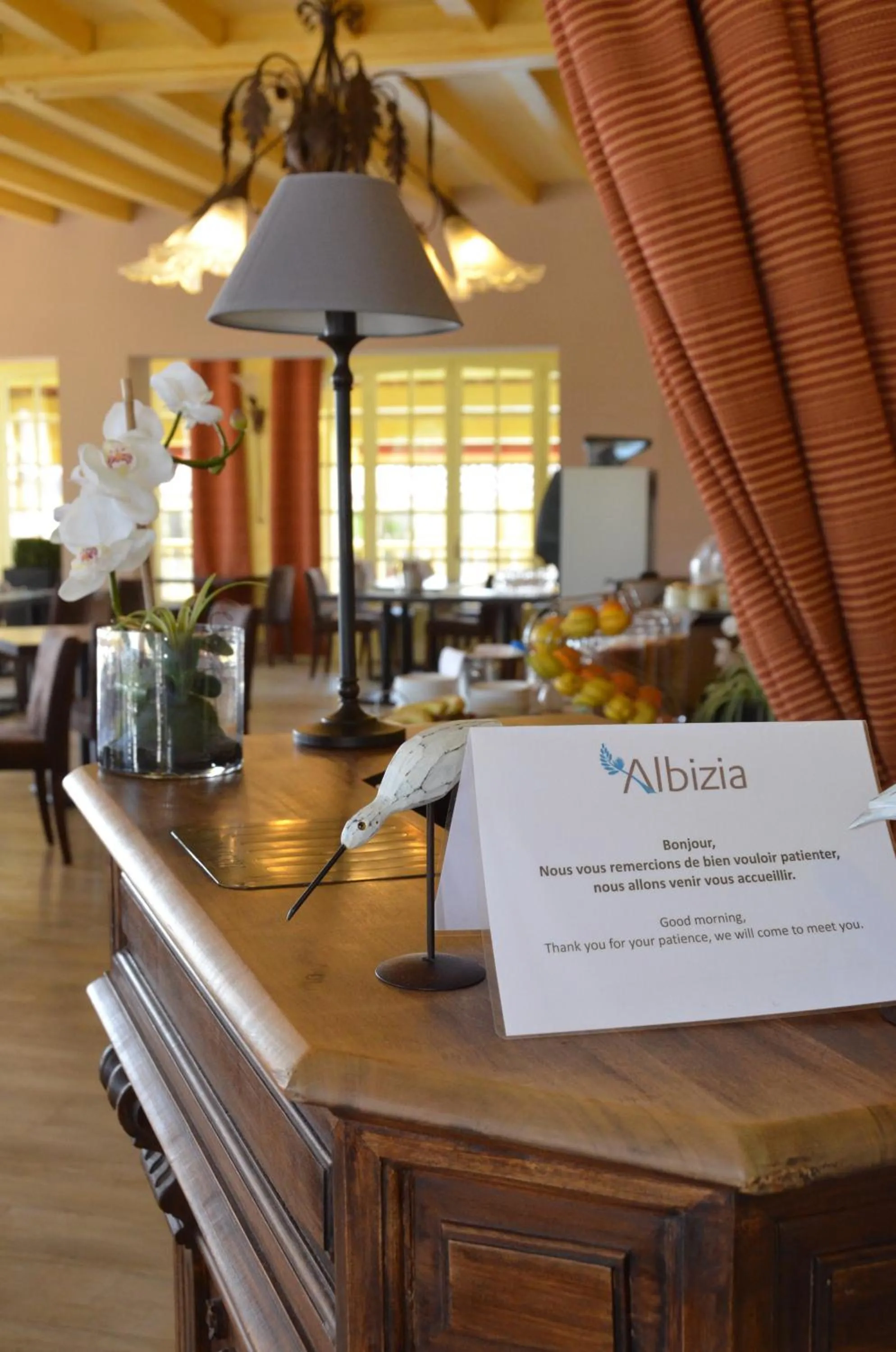 Lobby or reception in Hotel et Spa Les Cleunes Oléron