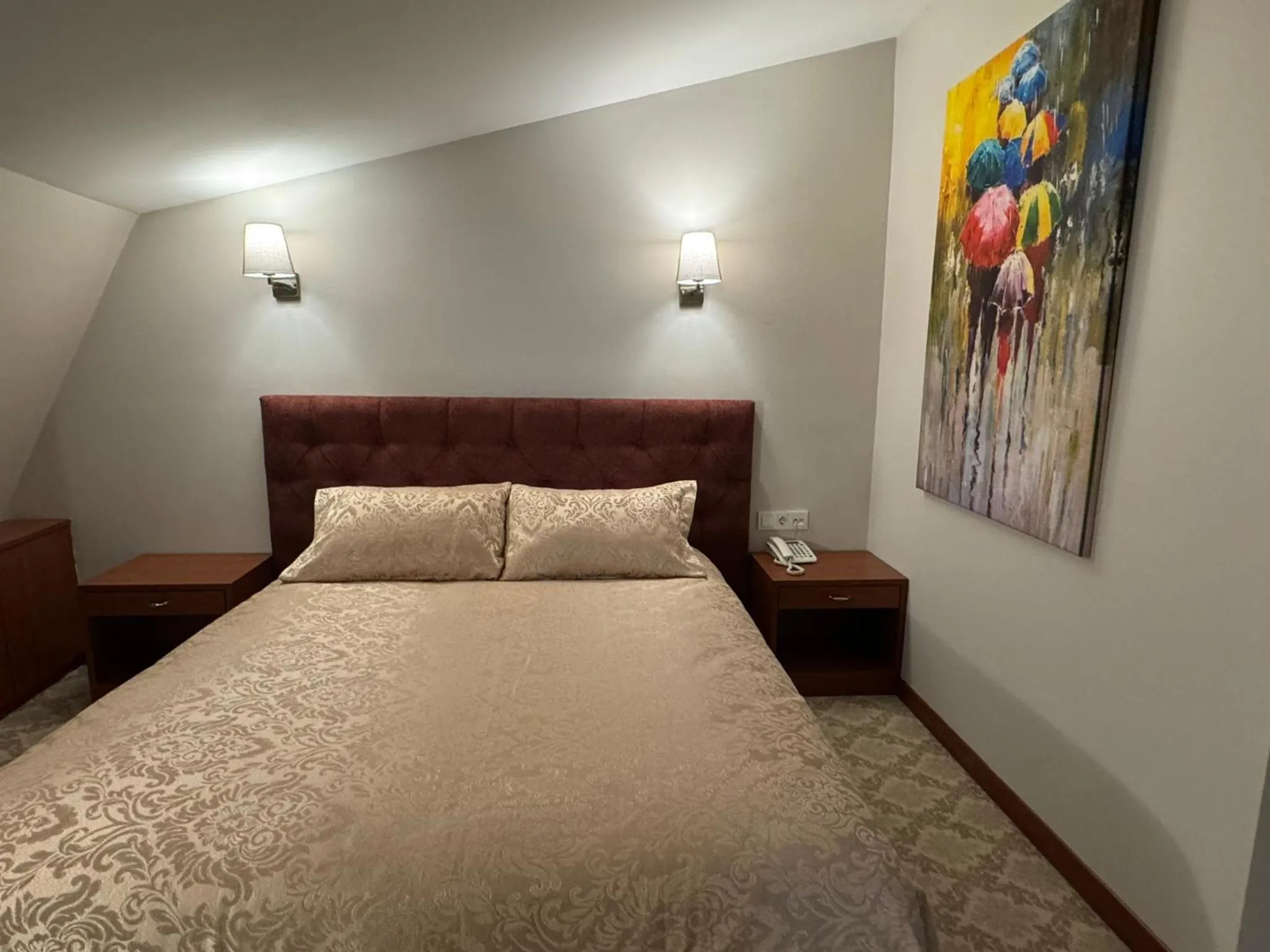 Bed in Golden Siyav Hotel