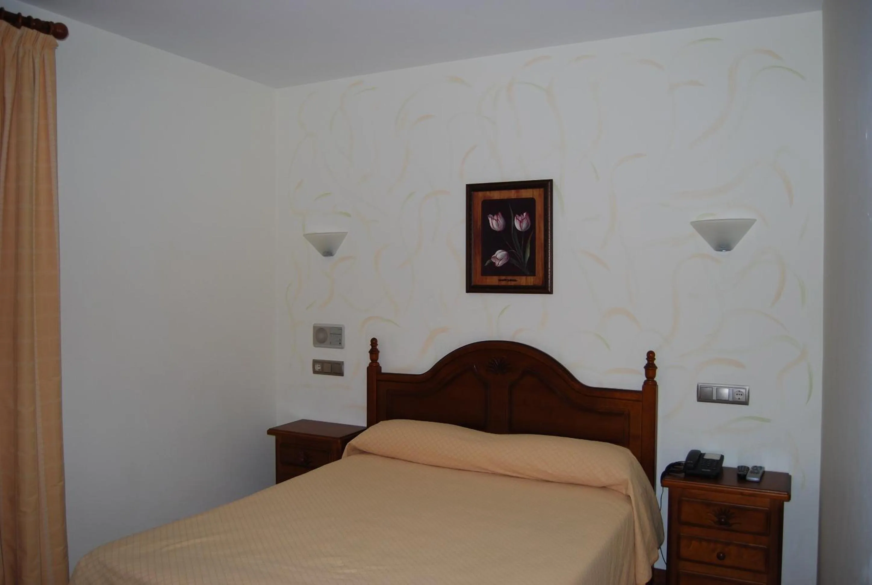 Photo of the whole room, Bed in Hotel Heredero