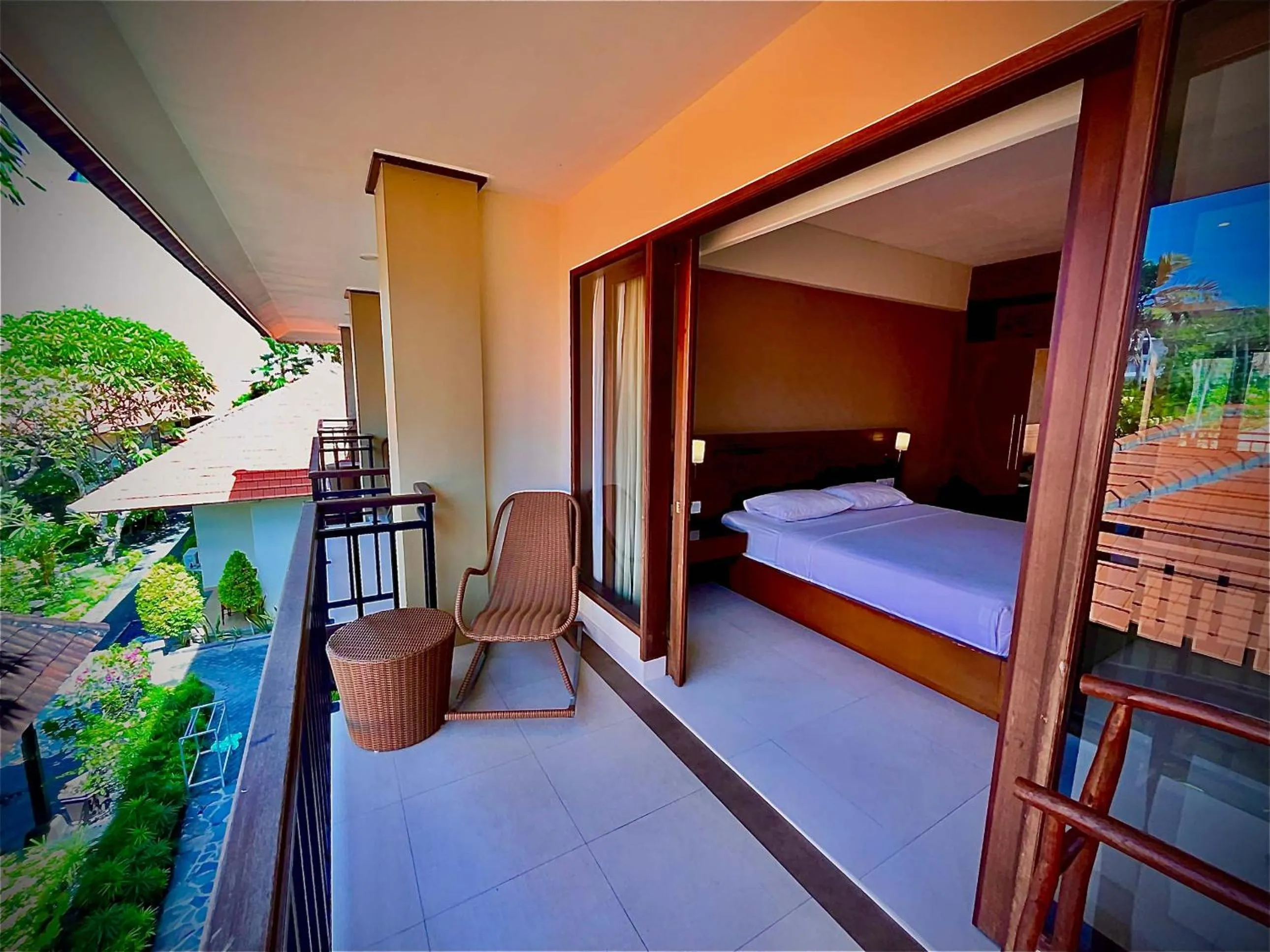 View (from property/room), Bed in Yulia Beach Inn Kuta