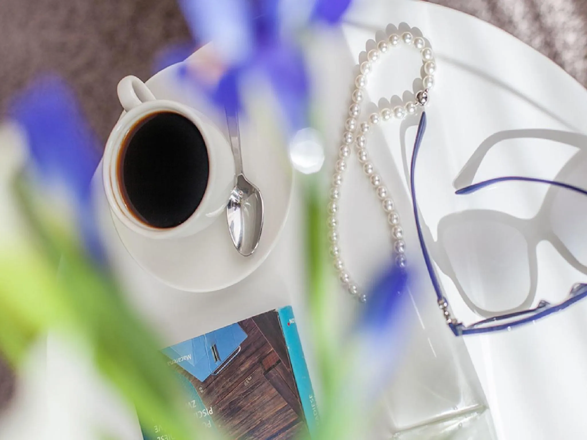 Decorative detail in Soleil Boutique H