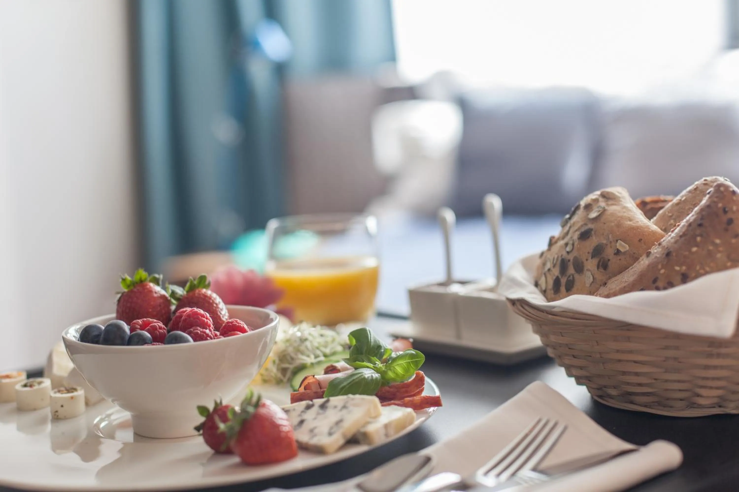 Food and drinks in Soleil Boutique H