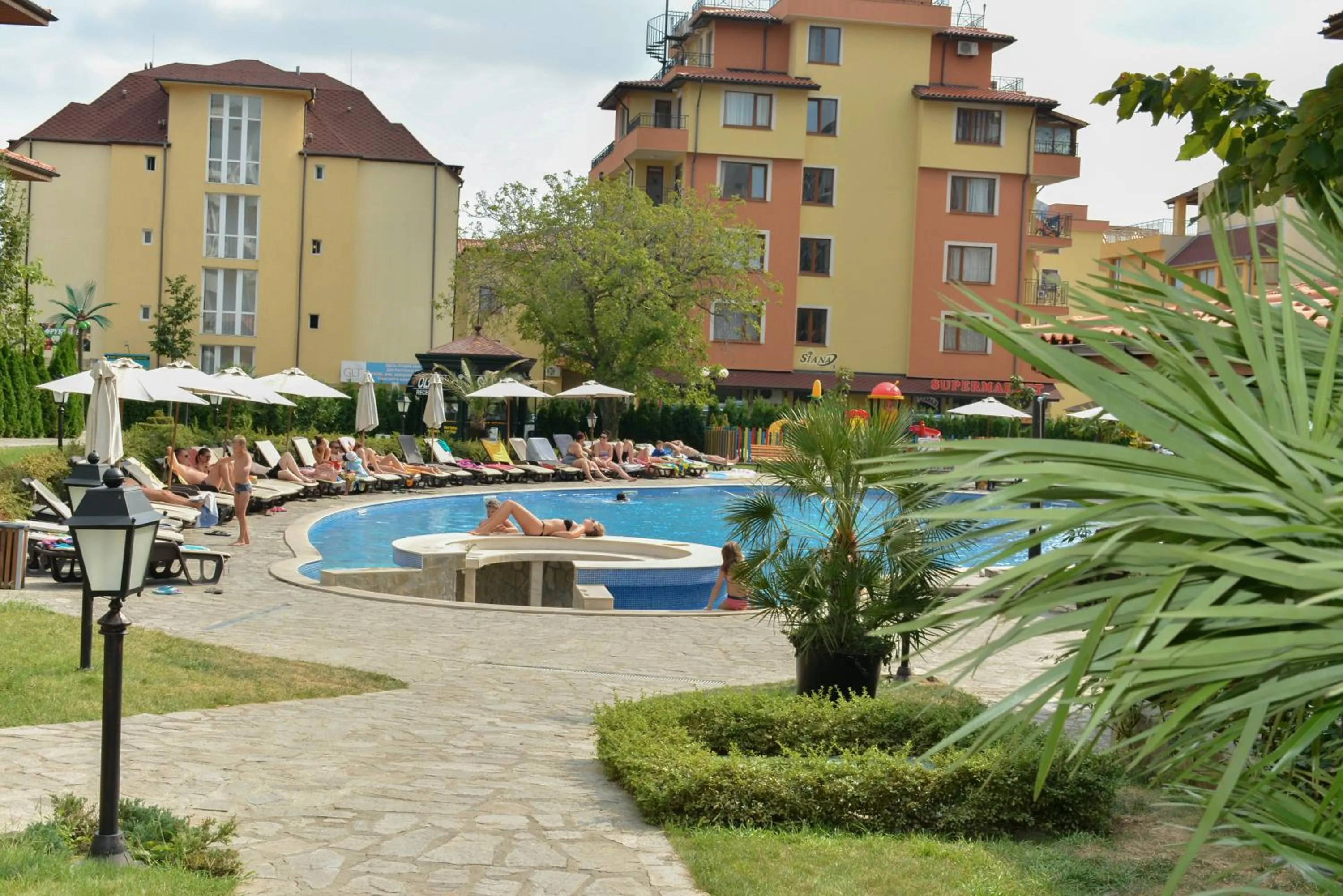 Studio with Pool View in OLYMP Apart-Complex