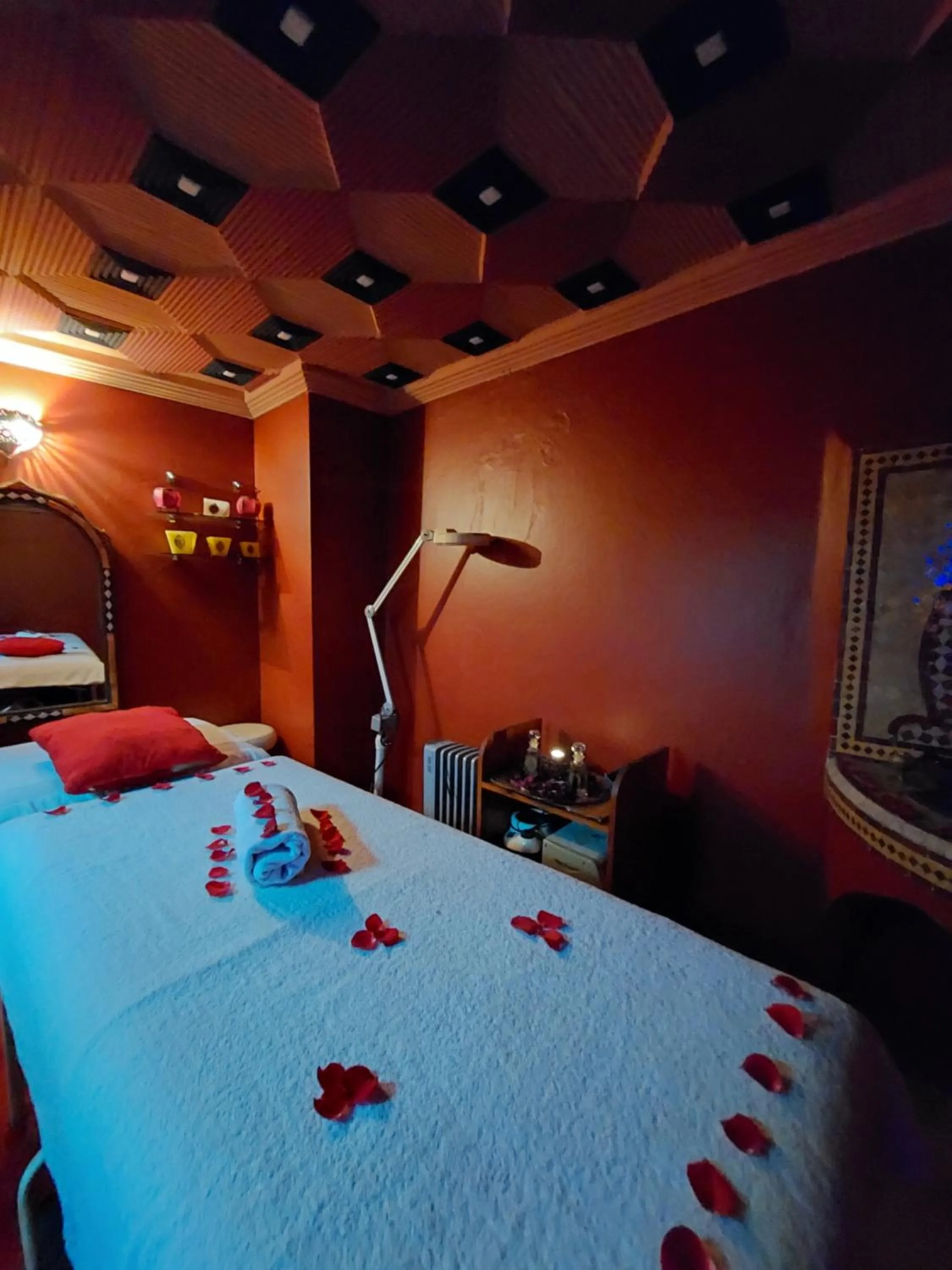 Massage, Bed in Riad Kenzo
