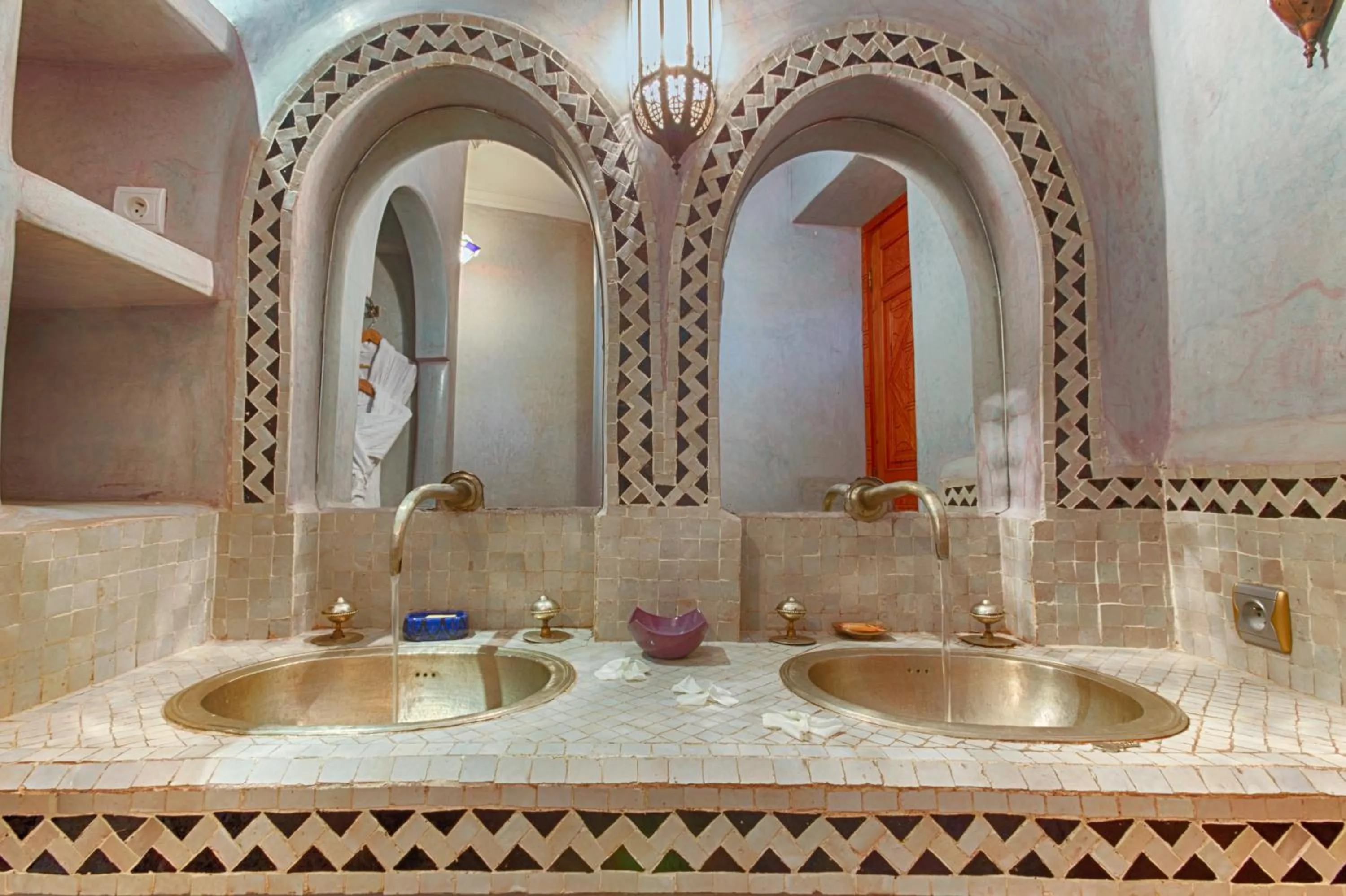 Bathroom in Riad Kenzo