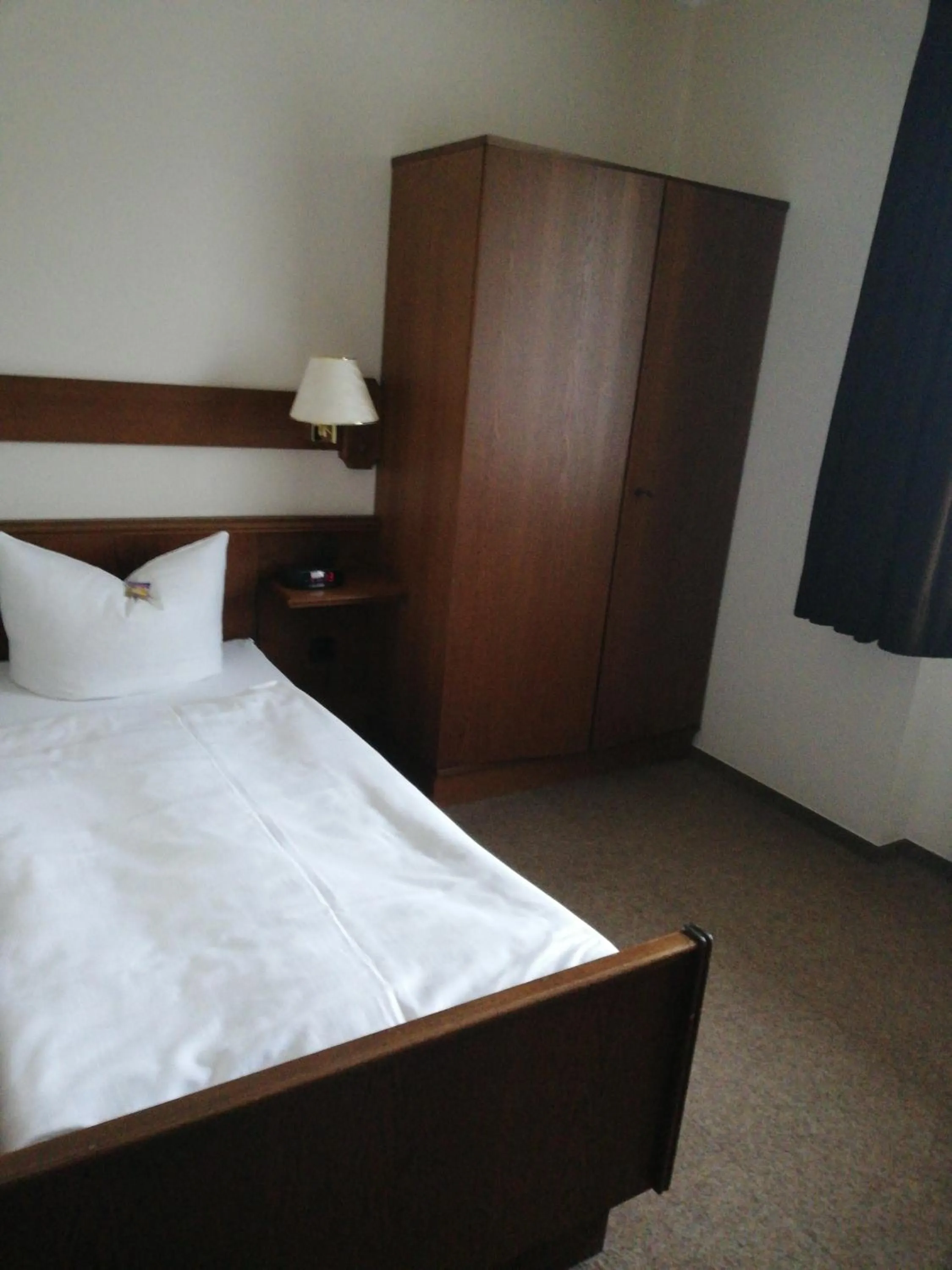 Bed in Hotel Alex Herbermann