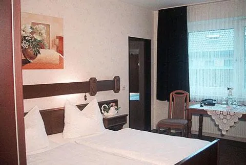 Photo of the whole room, Bed in Hotel Alex Herbermann