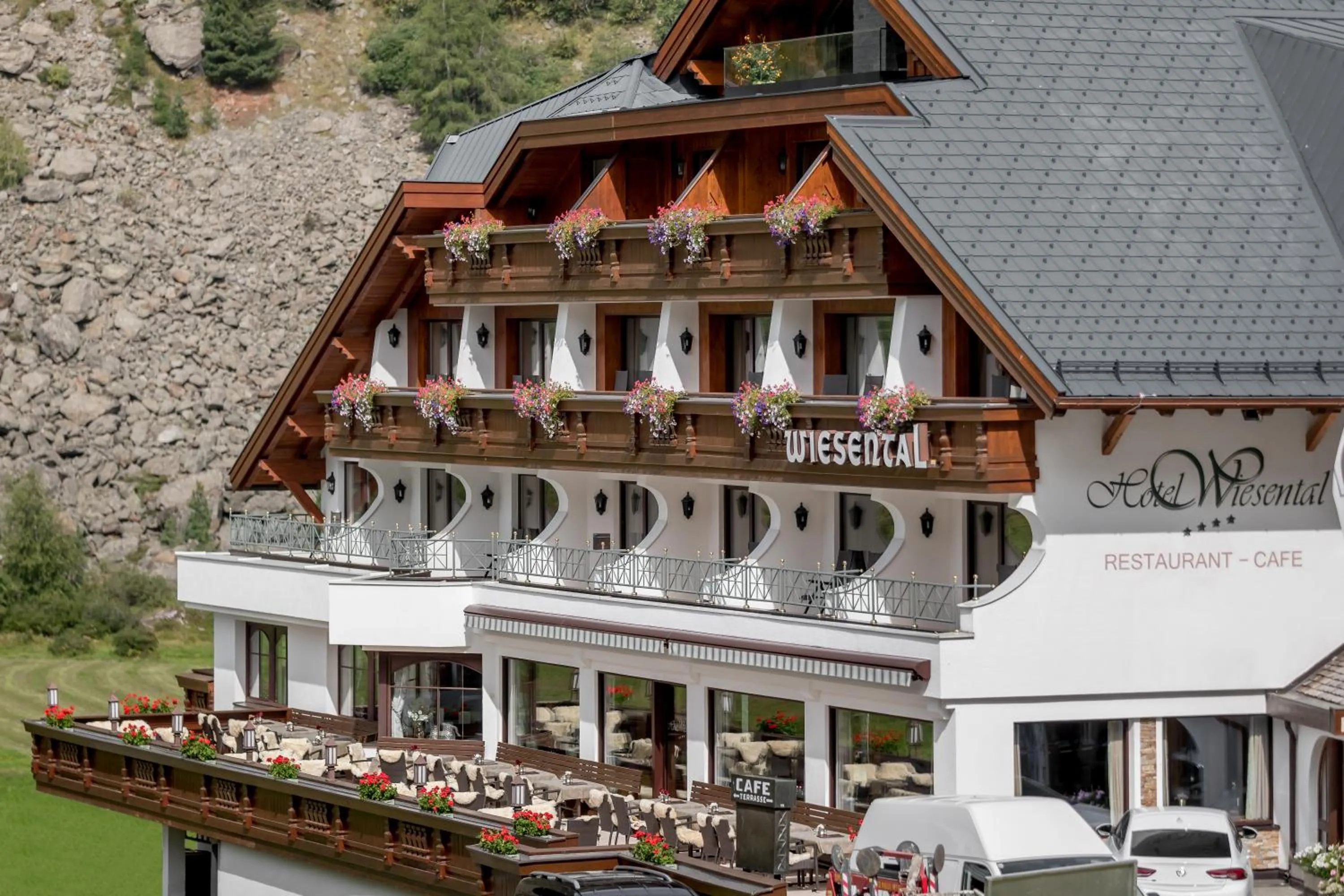 Facade/entrance in Hotel Wiesental